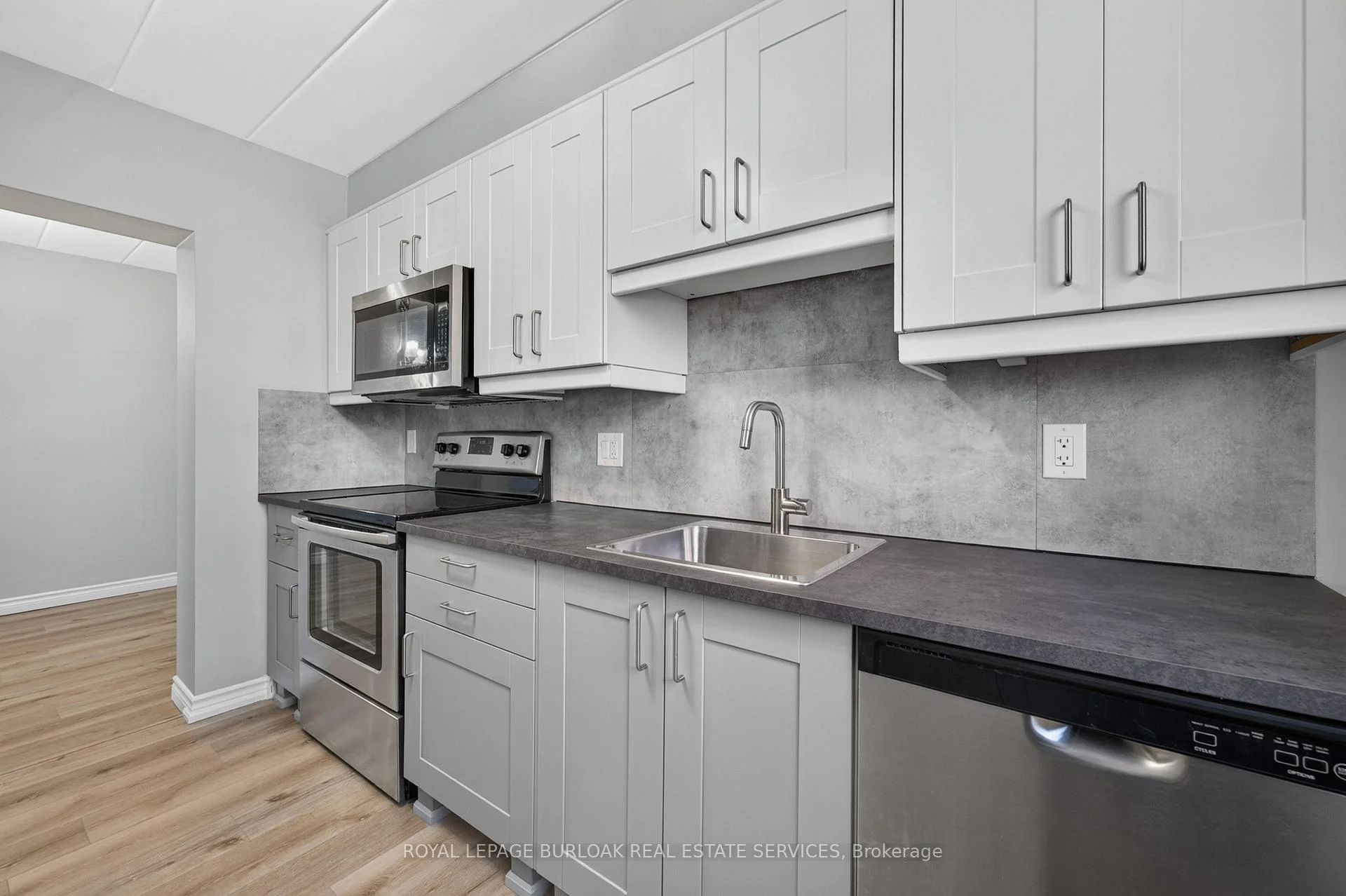 Photo 39 of Unit 1, 2420 New Street, Burlington, Brant — HOMEH