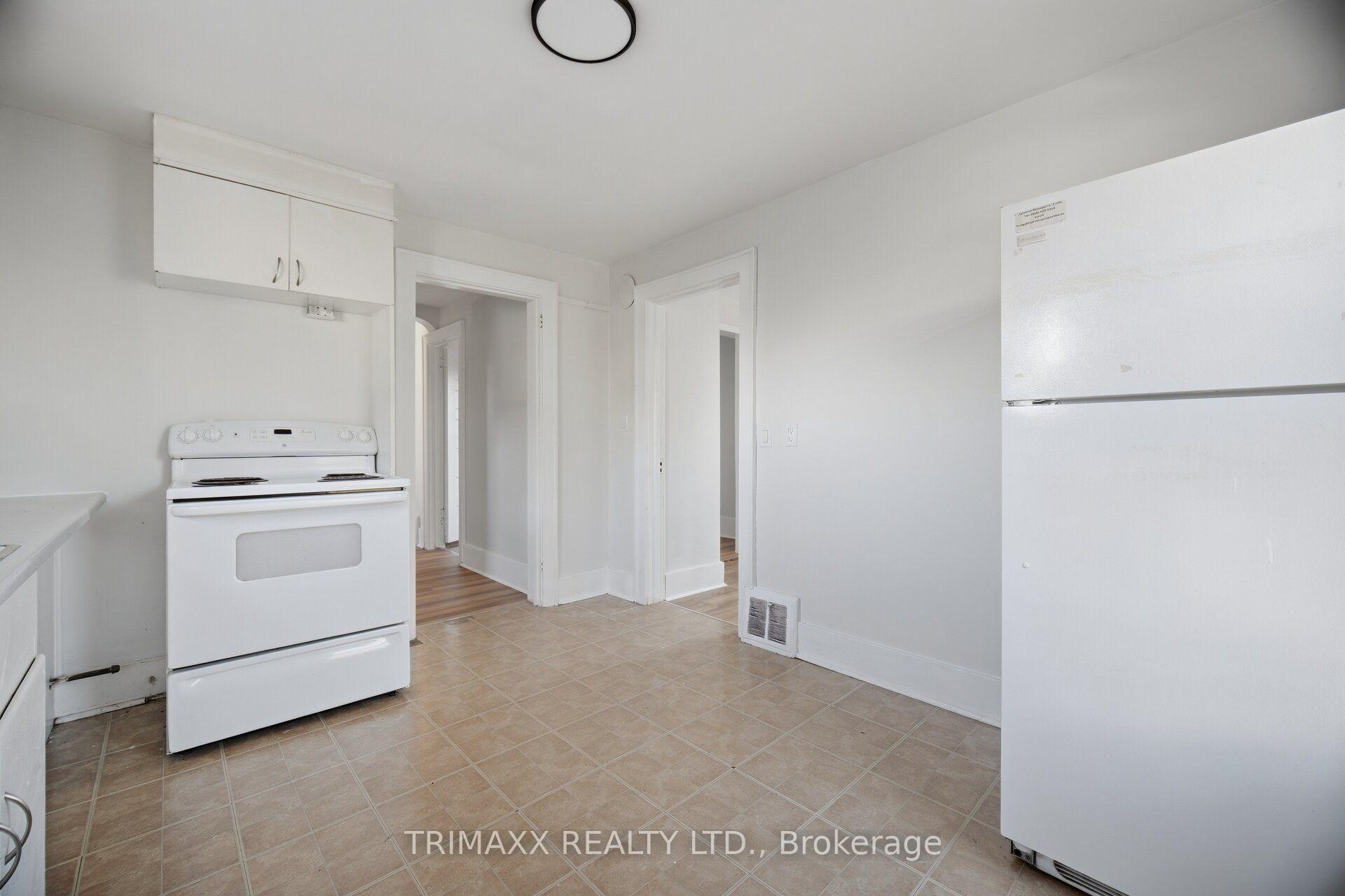 Photo 10 of 28 Fifth Street, Welland, Lincoln/Crowland — HOMEH