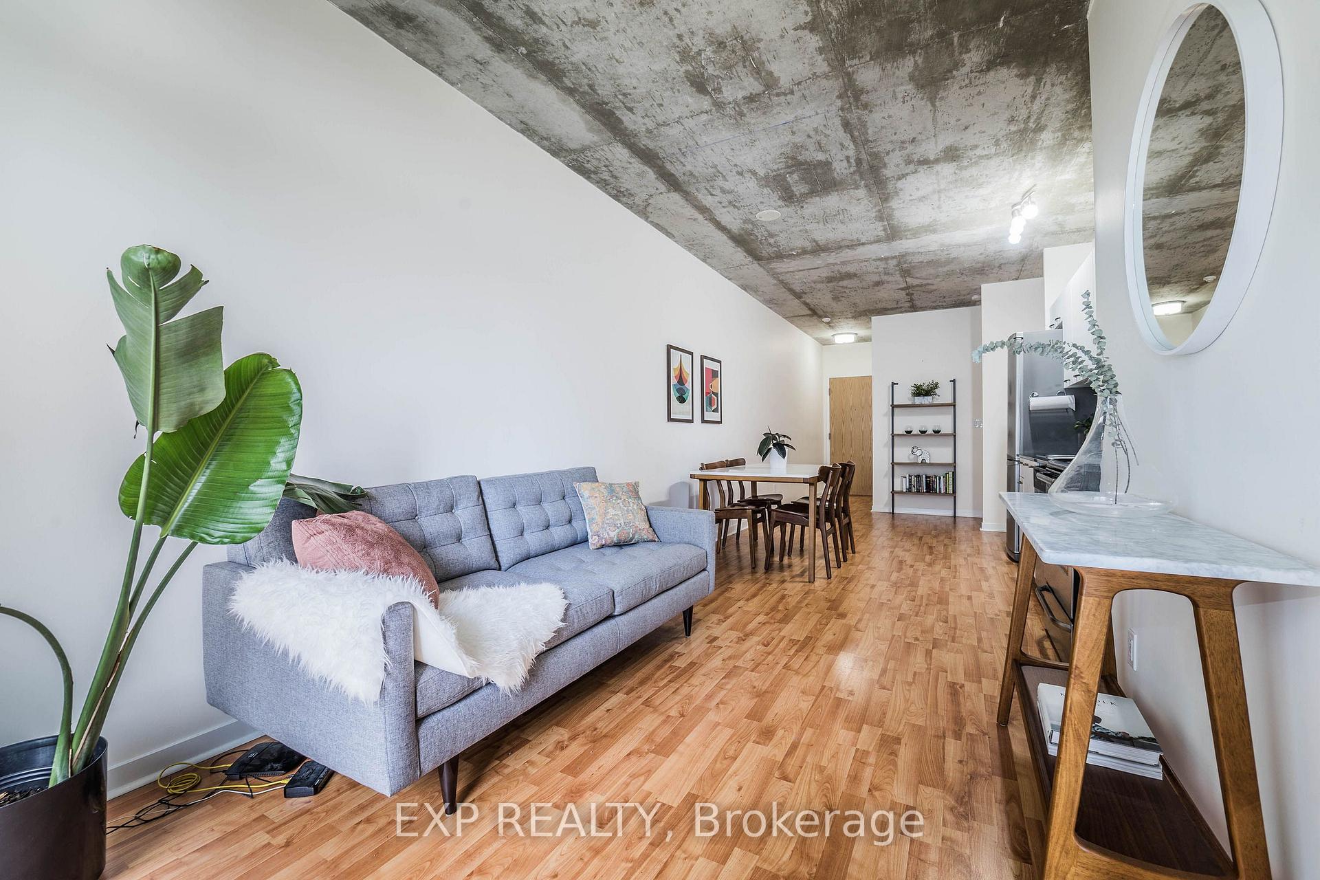 Photo of Unit 403, 150 Sudbury Street