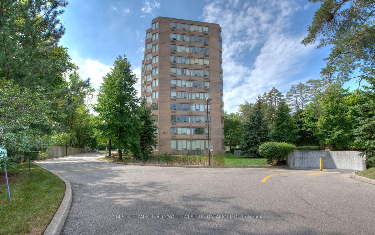 Photo 38 of Unit 604, 3227 King Street E, Kitchener, Centreville Chicopee — HOMEH