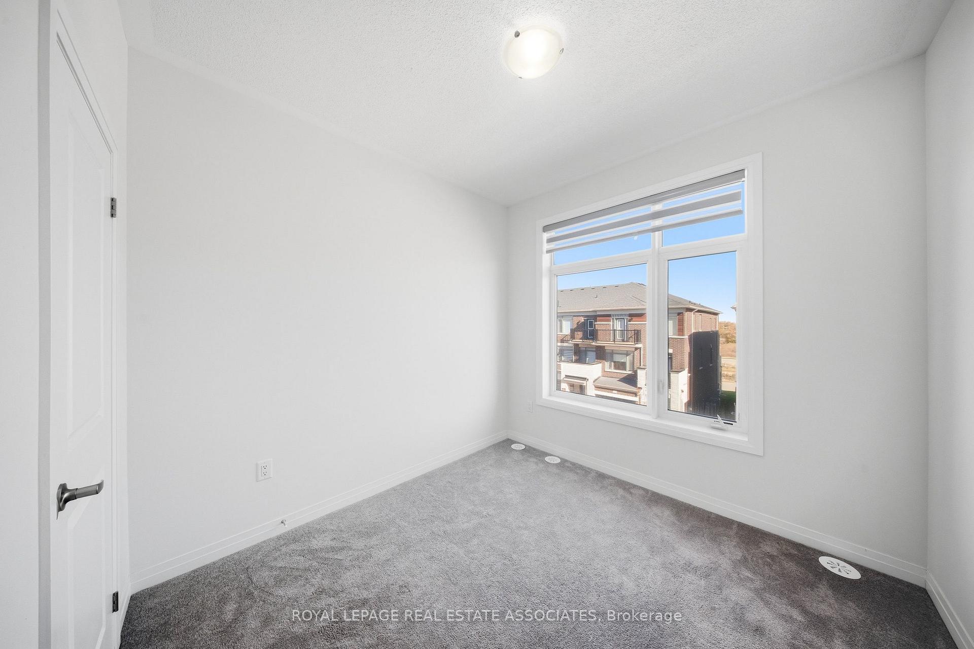 Photo 26 of 16 Bonnington Drive, Brampton, Northwest Brampton — HOMEH