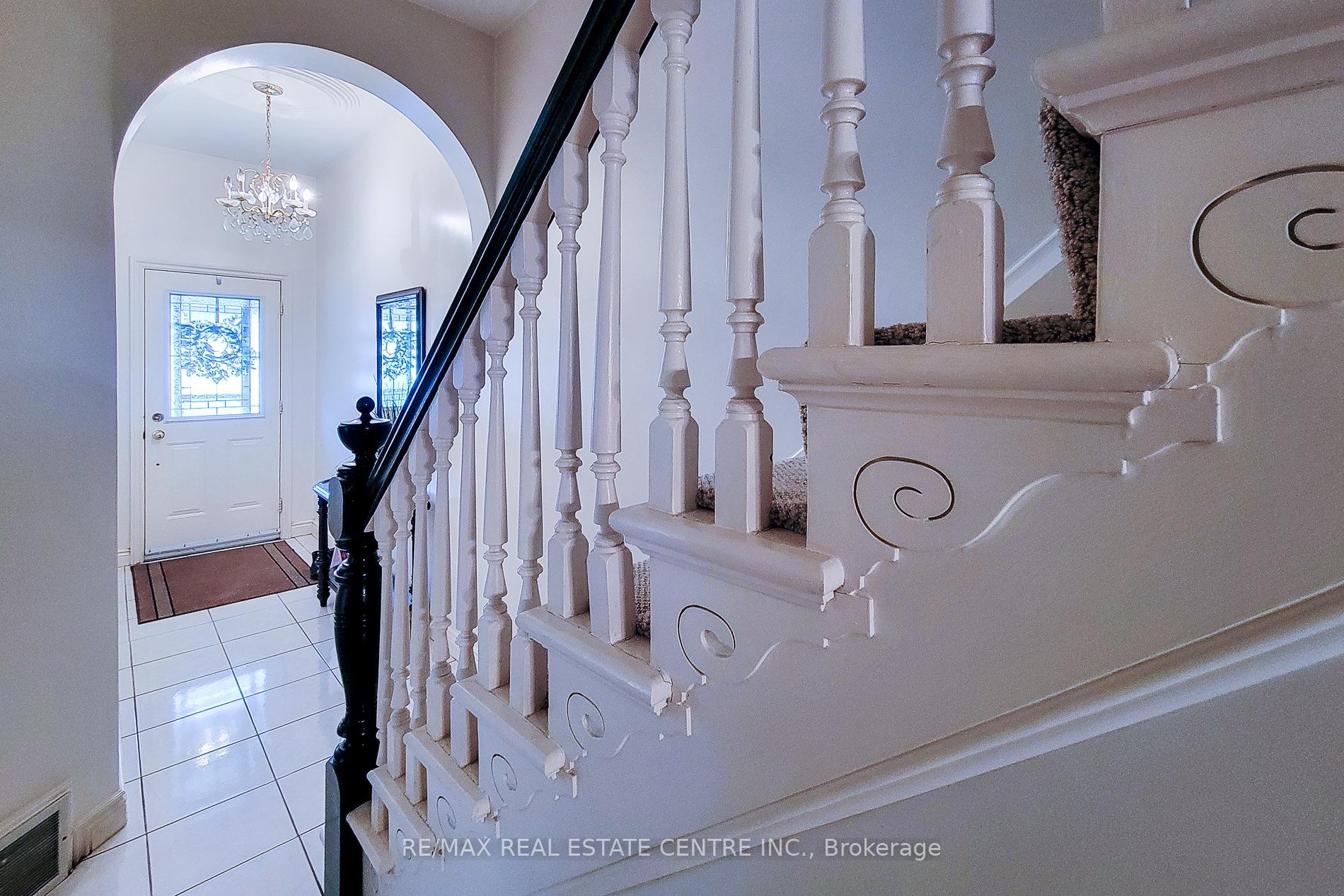 Photo 6 of 244 Hughson Street N, Hamilton, Beasley — HOMEH