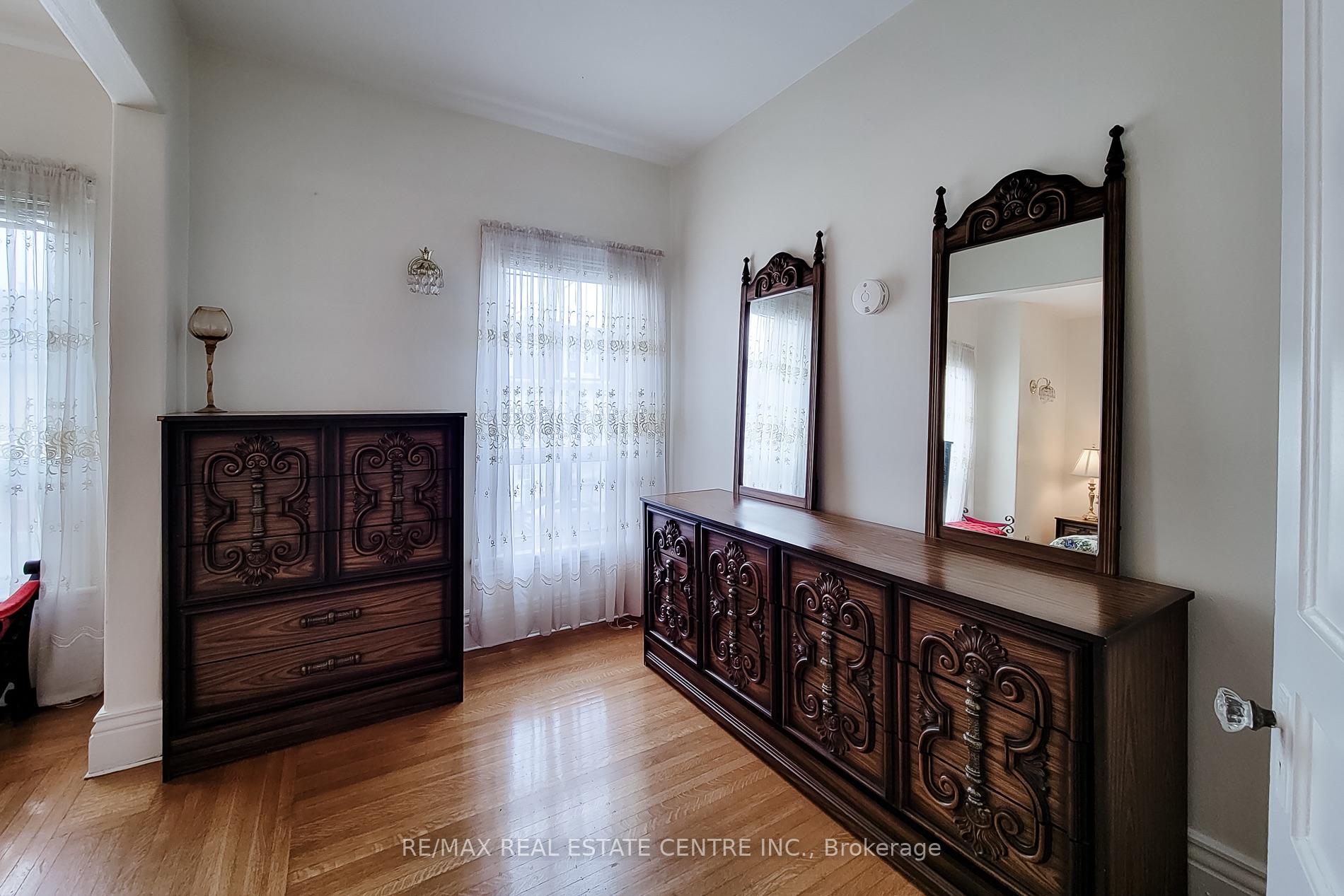Photo 27 of 244 Hughson Street N, Hamilton, Beasley — HOMEH