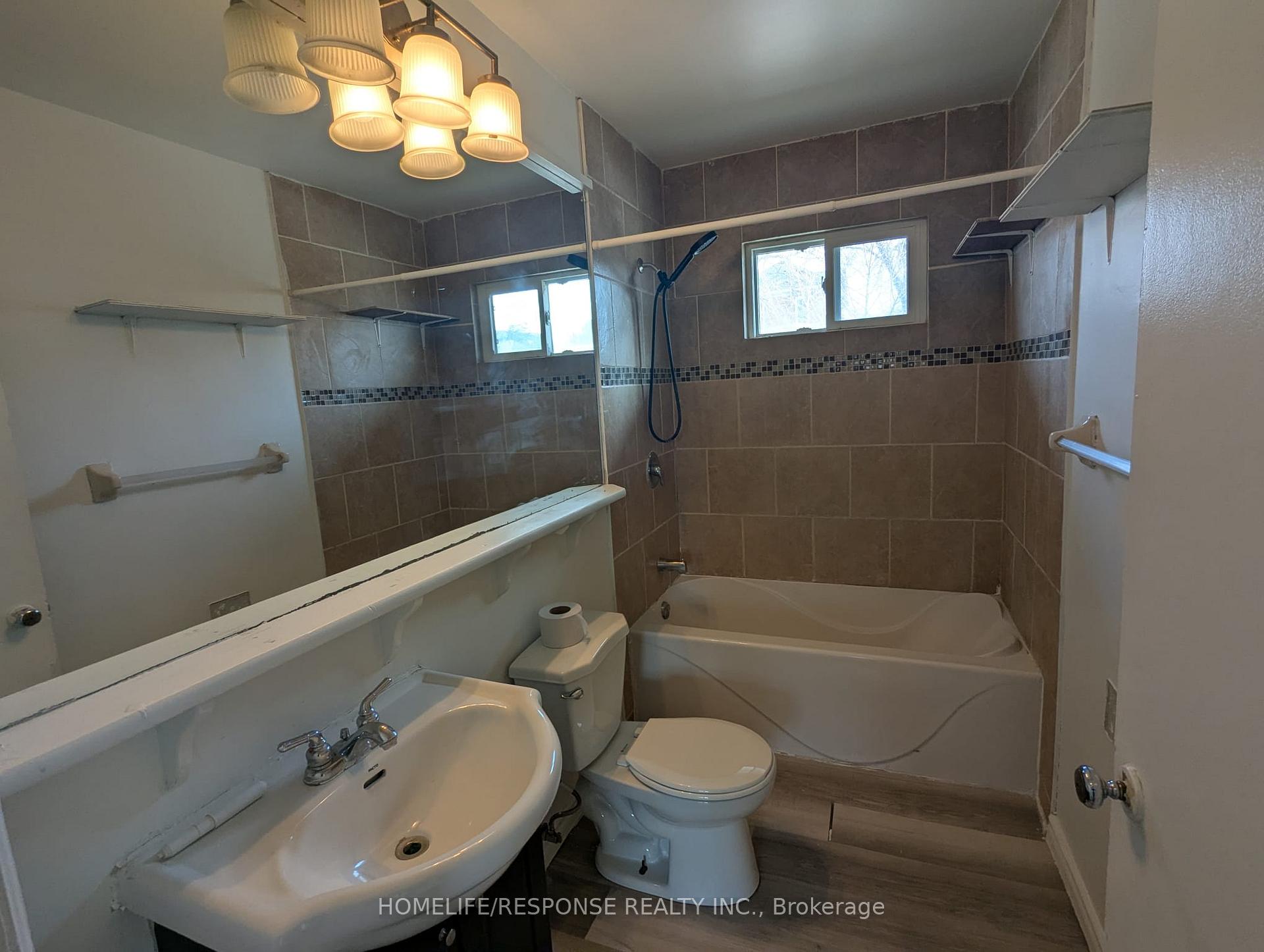 Photo 7 of Unit 1/2, 103 Water Street, Cambridge, East Galt — HOMEH