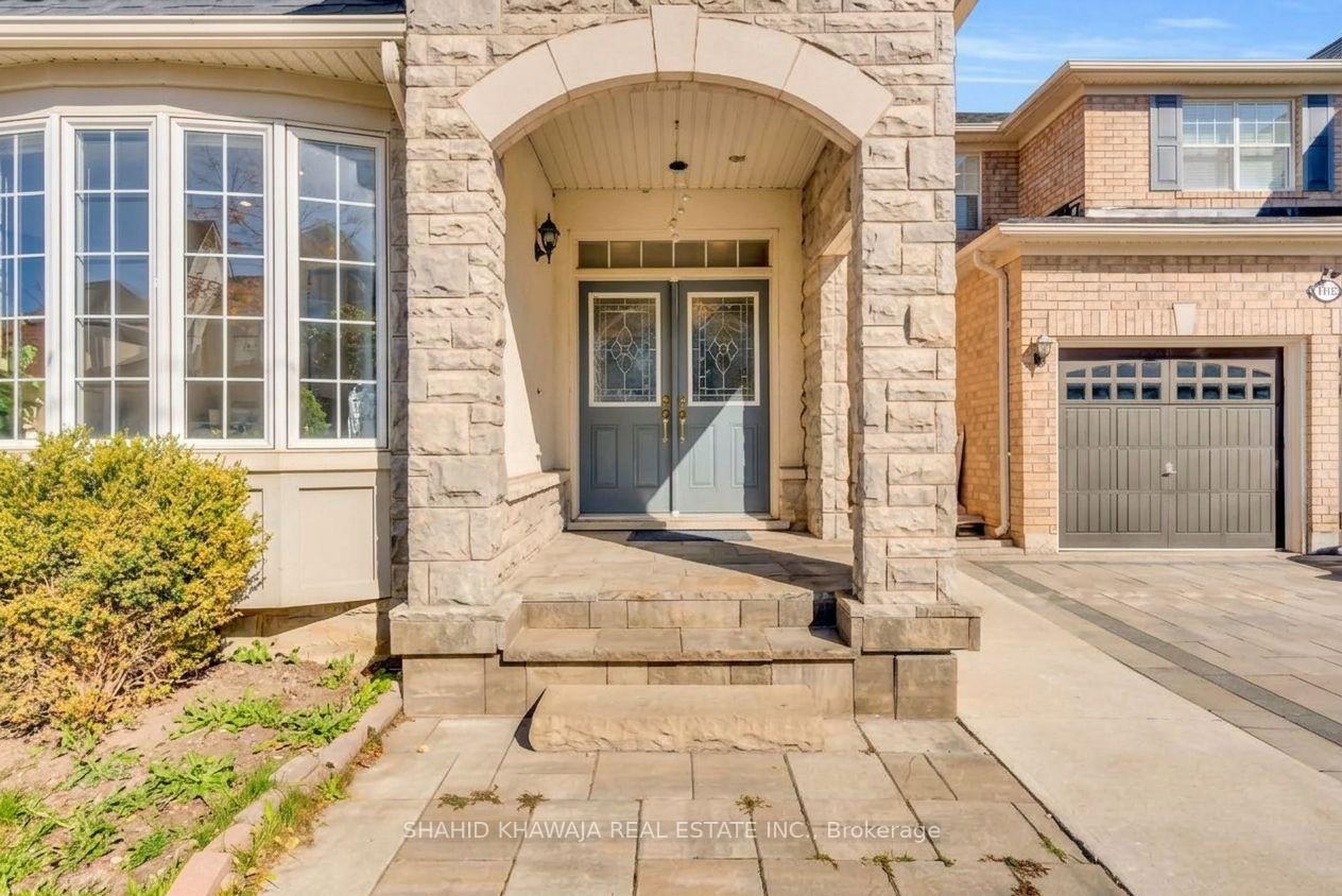 Photo 4 of 1493 Marshall Crescent, Milton, Beaty — HOMEH