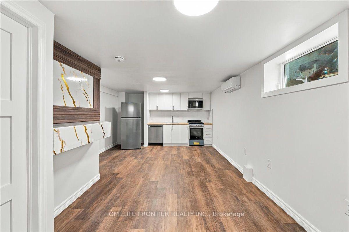 Photo 2 of Unit 6, 99 Regent Road, North York, Downsview-Roding-CFB — HOMEH