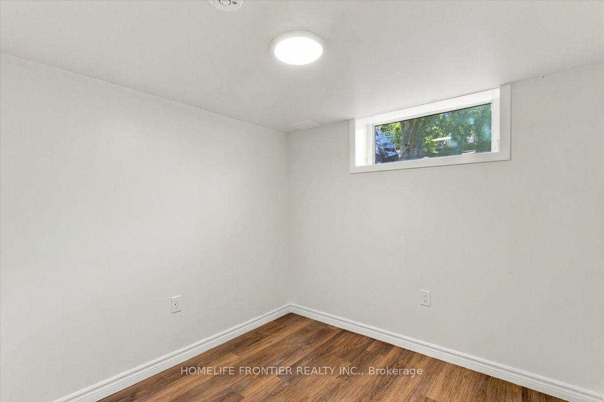 Photo 7 of Unit 6, 99 Regent Road, North York, Downsview-Roding-CFB — HOMEH