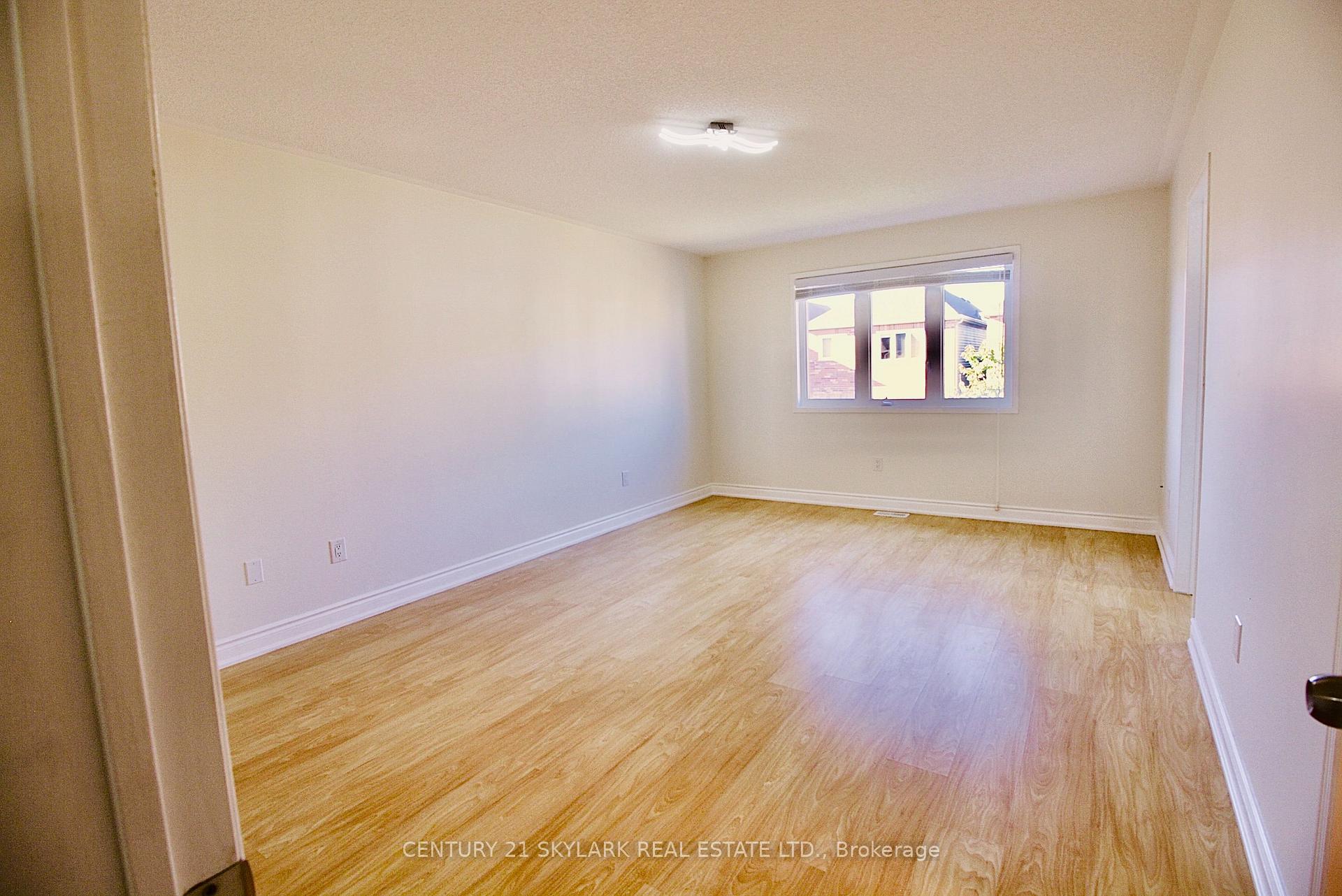 Photo 16 of 61 Lightcatcher Circle, Brampton, Bram East — HOMEH