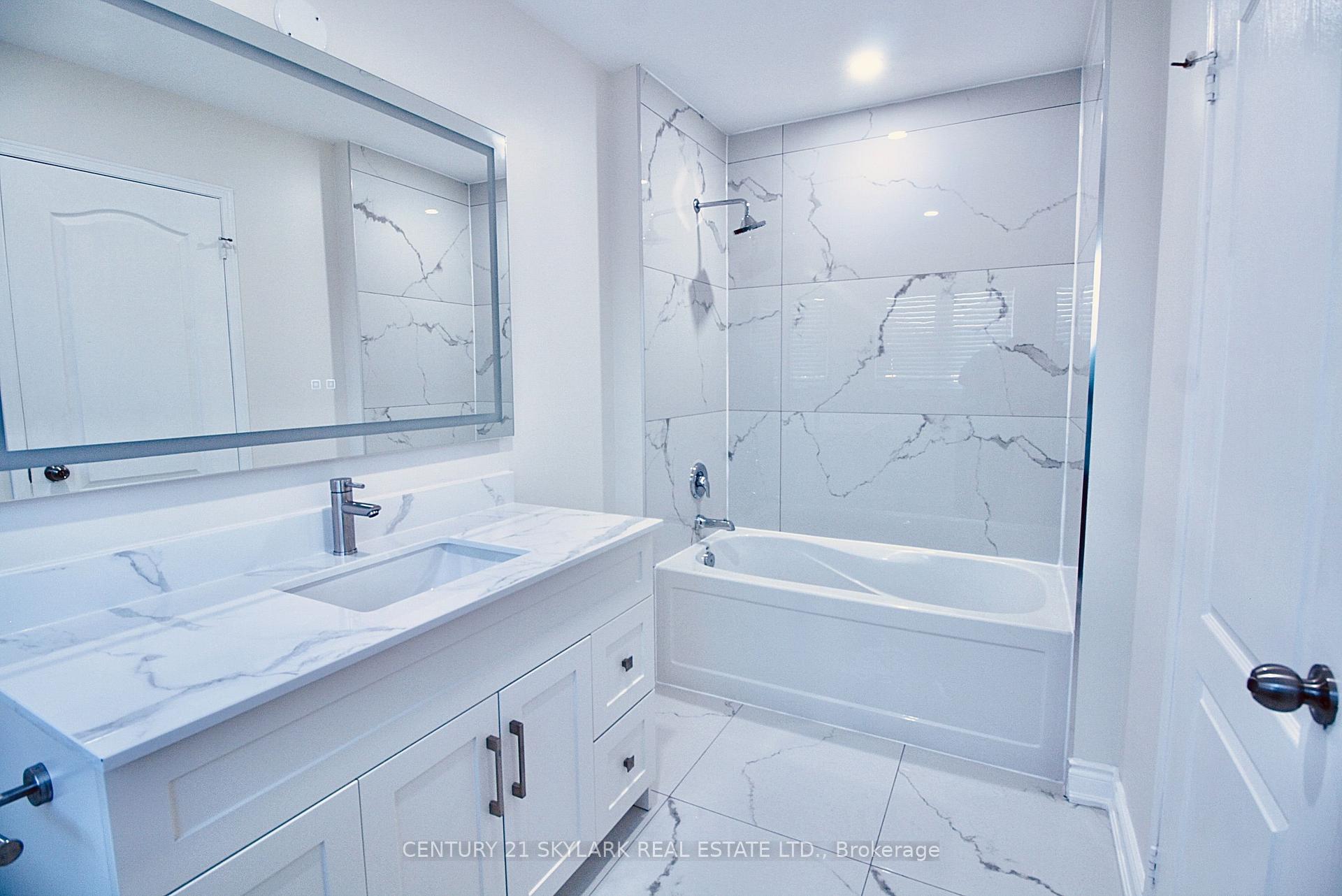 Photo 18 of 61 Lightcatcher Circle, Brampton, Bram East — HOMEH