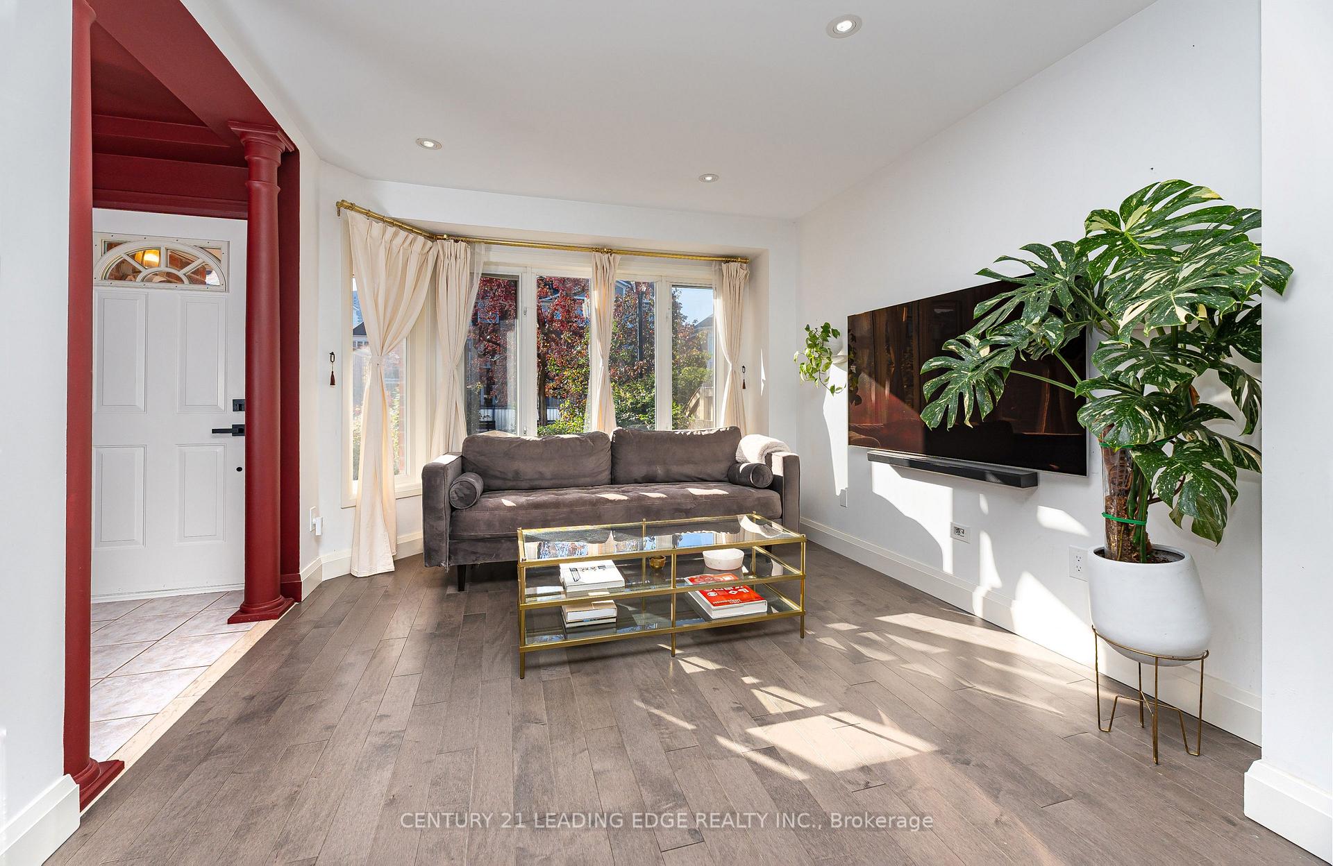 Photo 5 of Unit 36, 18 Clark Avenue, Vaughan, Crestwood-Springfarm-Yorkhill — HOMEH