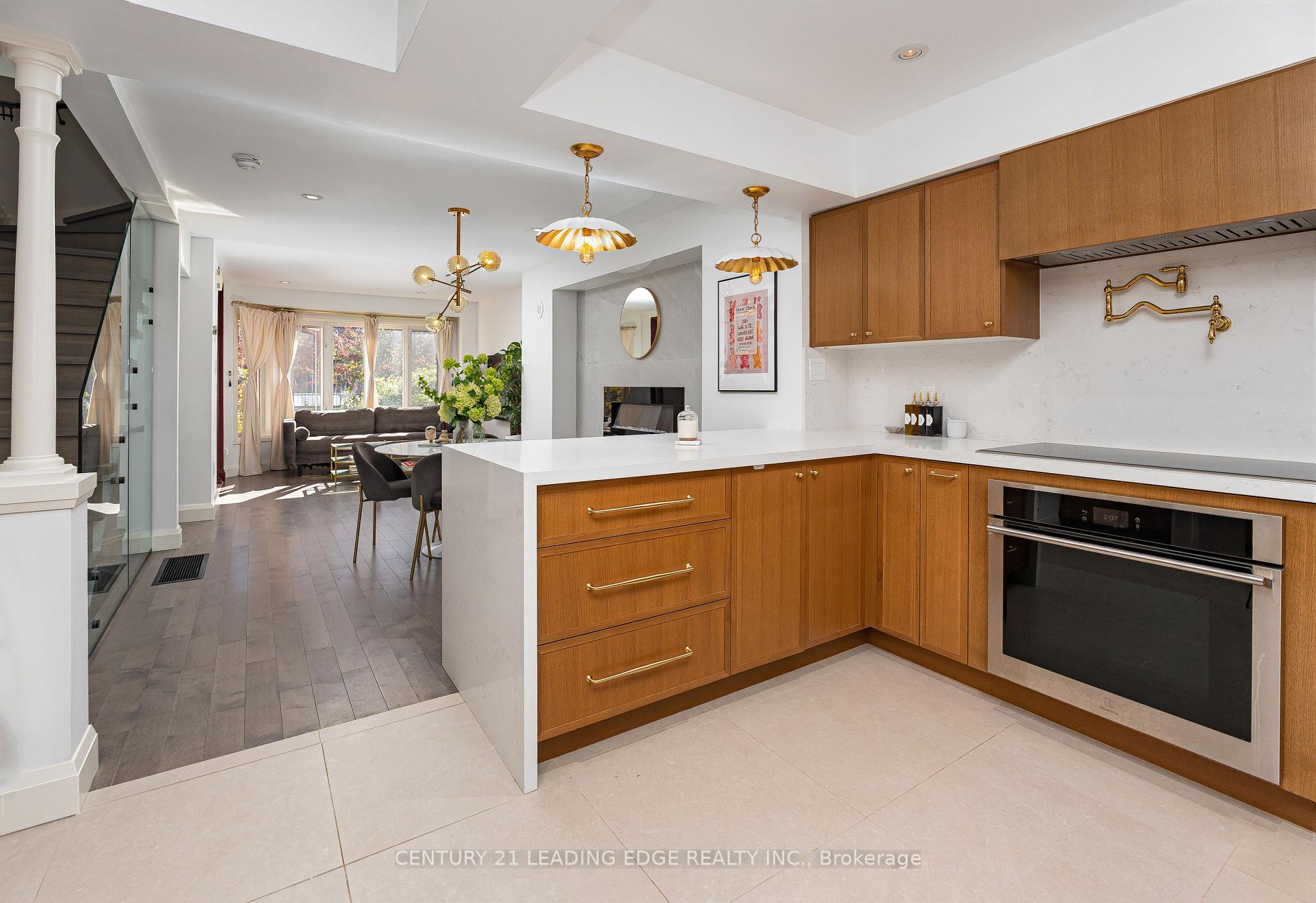 Photo 13 of Unit 36, 18 Clark Avenue, Vaughan, Crestwood-Springfarm-Yorkhill — HOMEH