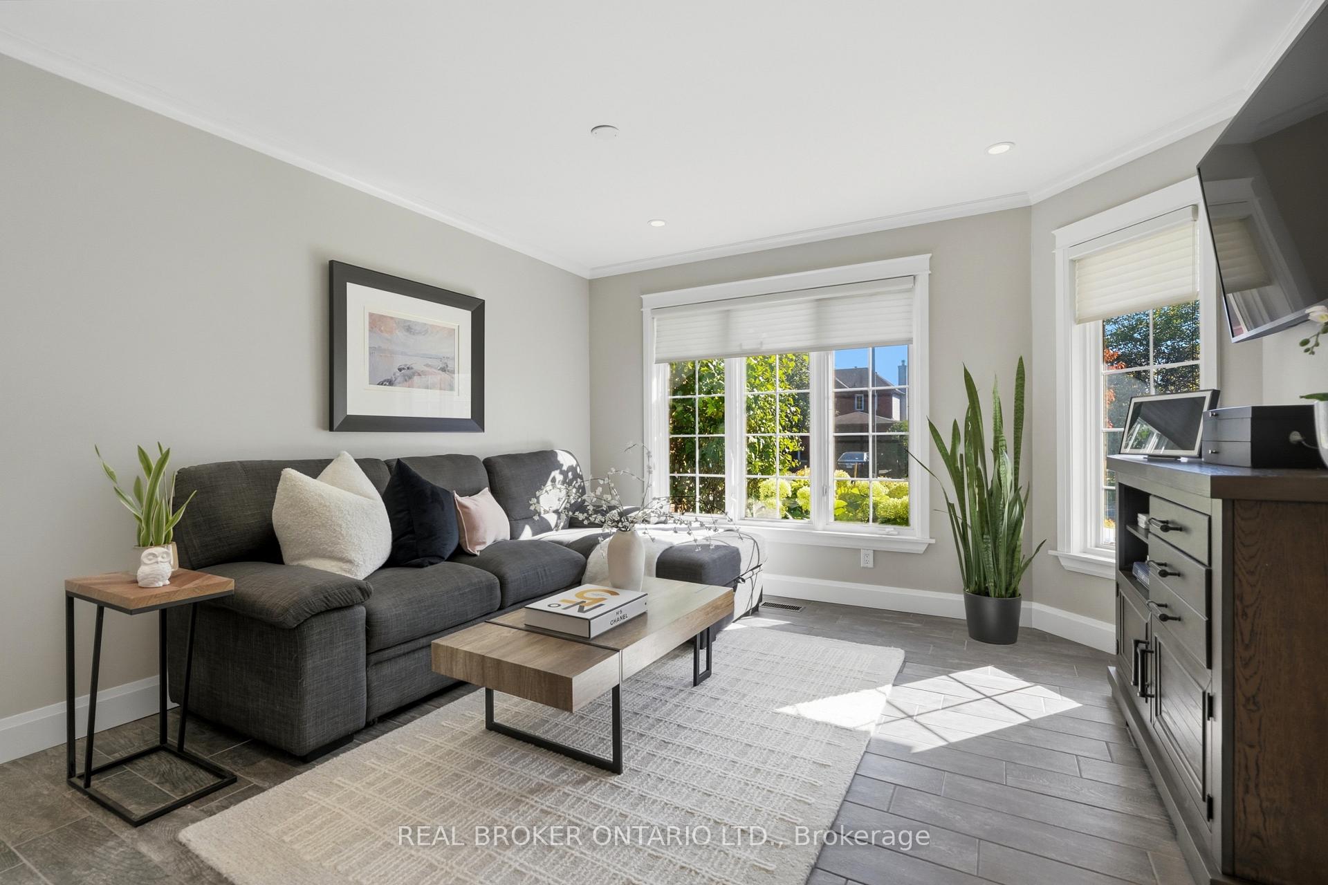 Photo 6 of 7 Rockhaven Lane, Hamilton, Waterdown — HOMEH