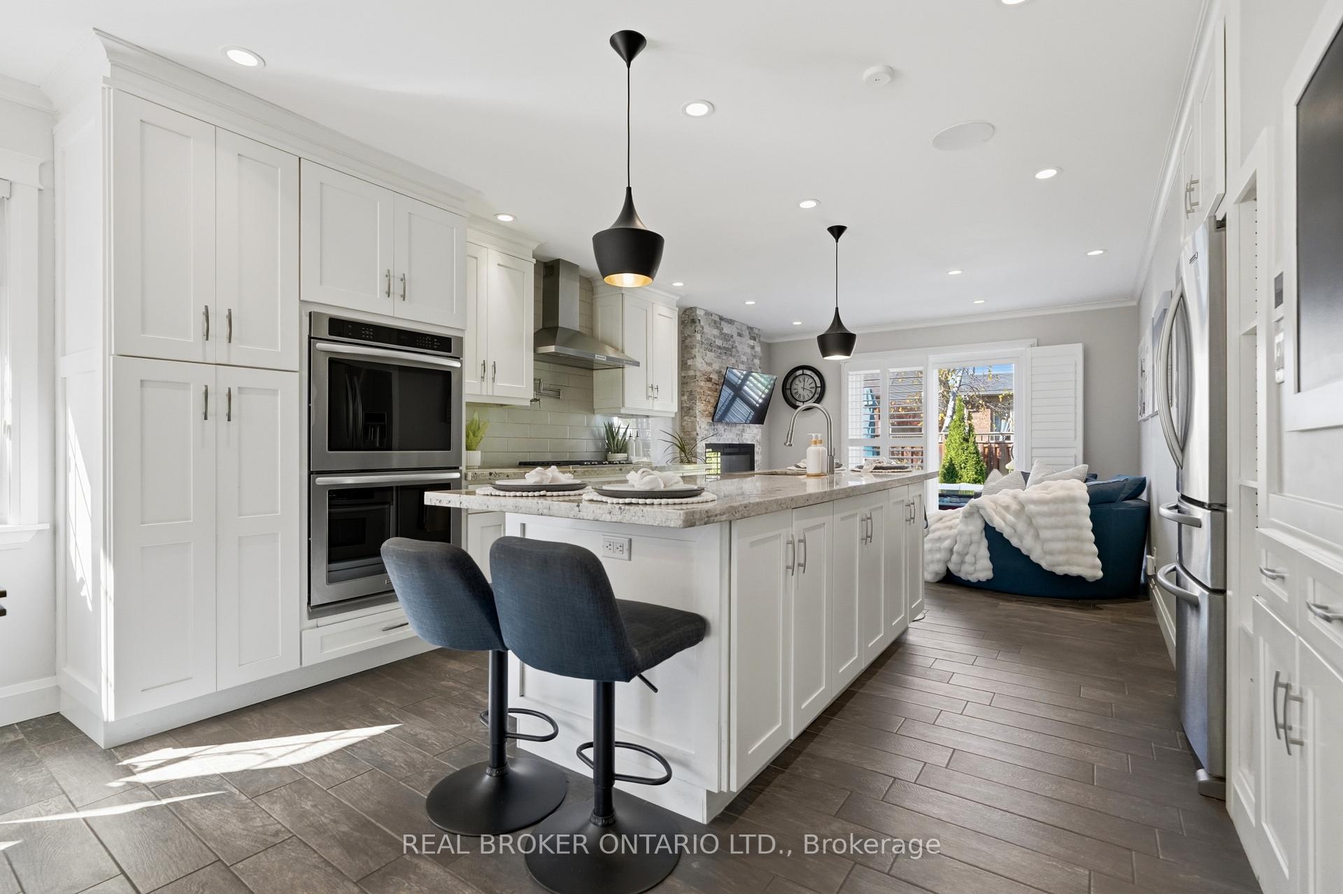 Photo 11 of 7 Rockhaven Lane, Hamilton, Waterdown — HOMEH