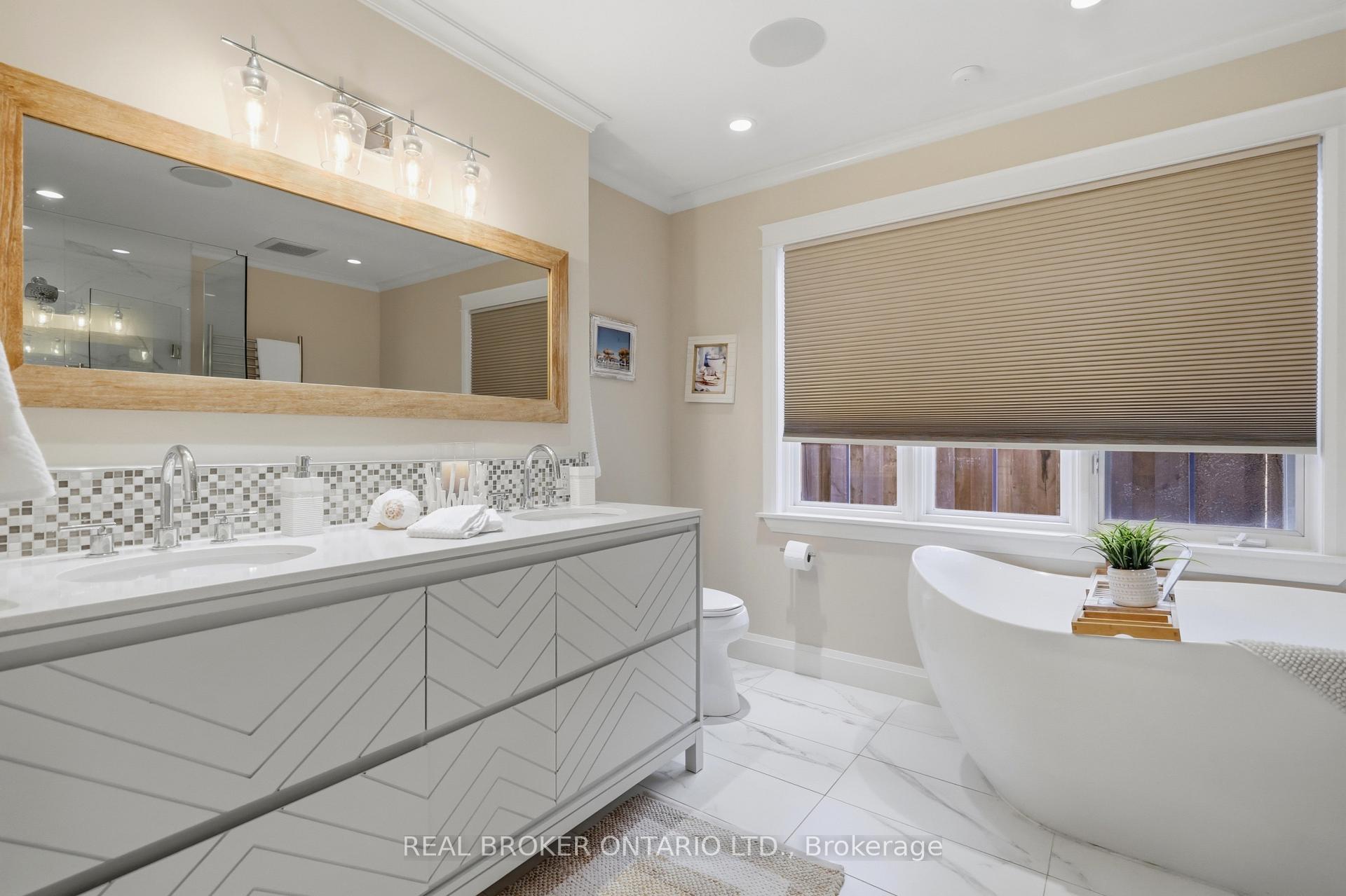 Photo 20 of 7 Rockhaven Lane, Hamilton, Waterdown — HOMEH