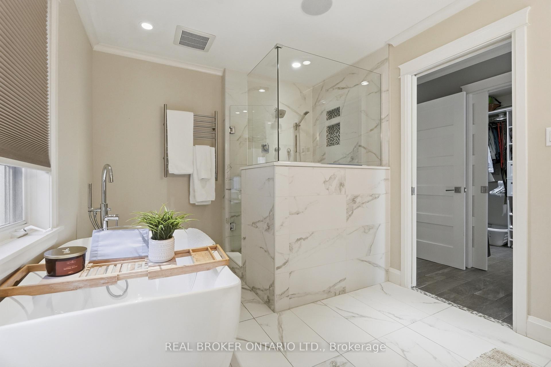Photo 21 of 7 Rockhaven Lane, Hamilton, Waterdown — HOMEH