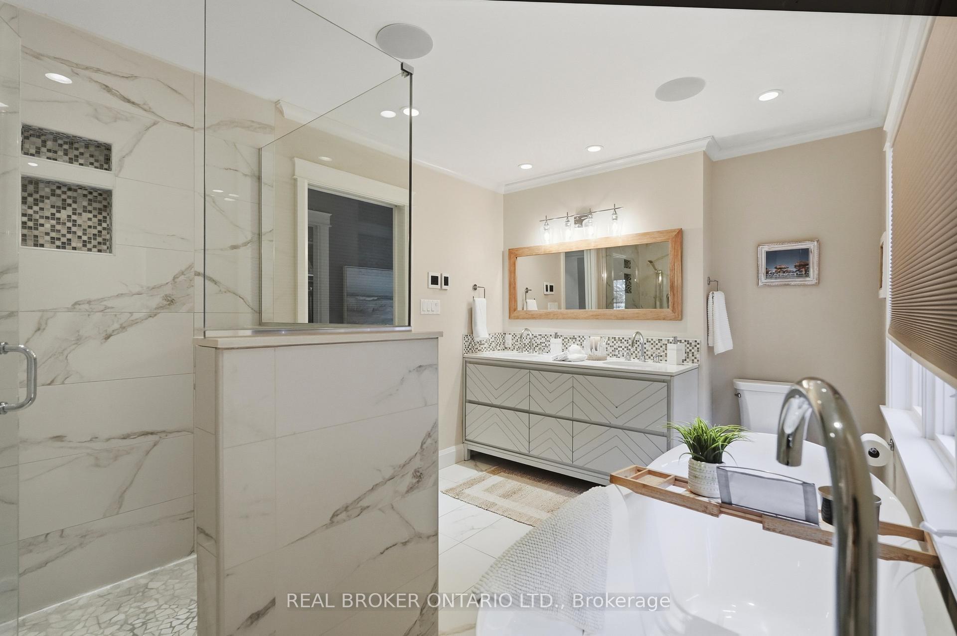 Photo 22 of 7 Rockhaven Lane, Hamilton, Waterdown — HOMEH
