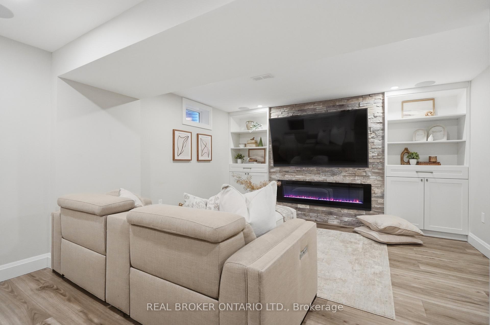 Photo 37 of 7 Rockhaven Lane, Hamilton, Waterdown — HOMEH