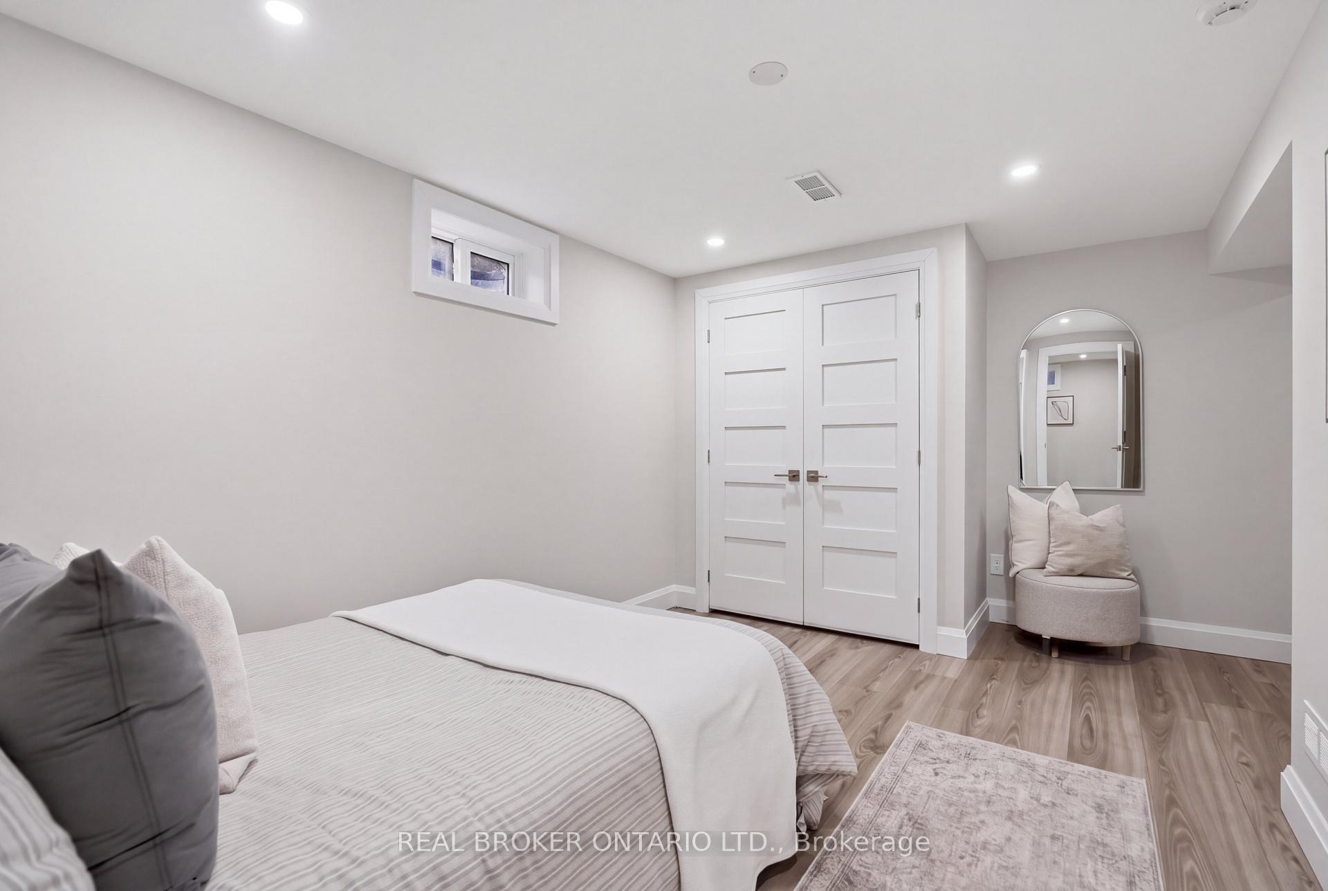 Photo 42 of 7 Rockhaven Lane, Hamilton, Waterdown — HOMEH