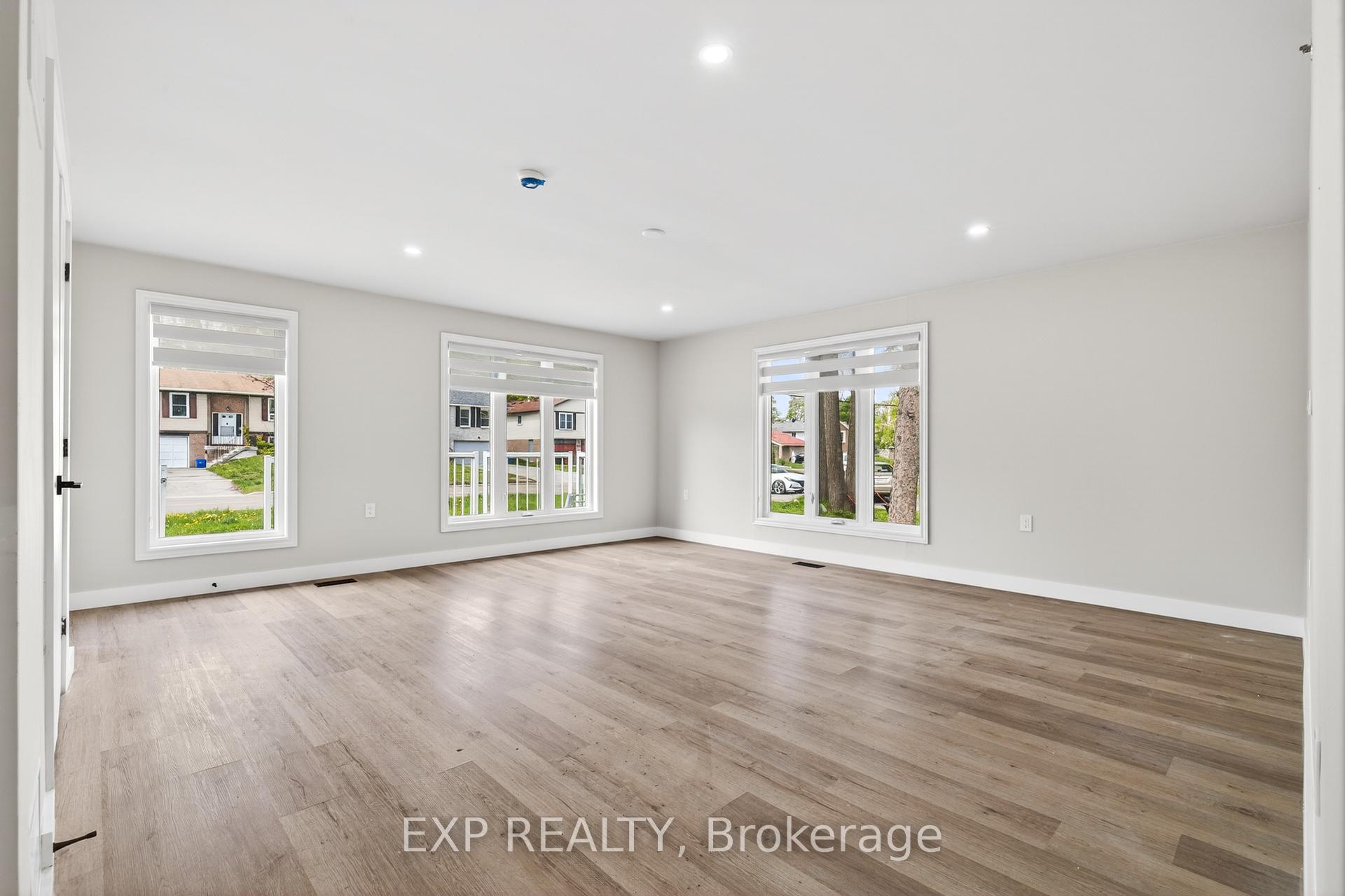 Photo 4 of Unit 1, 263 Anne Street N, Barrie, Sunnidale — HOMEH