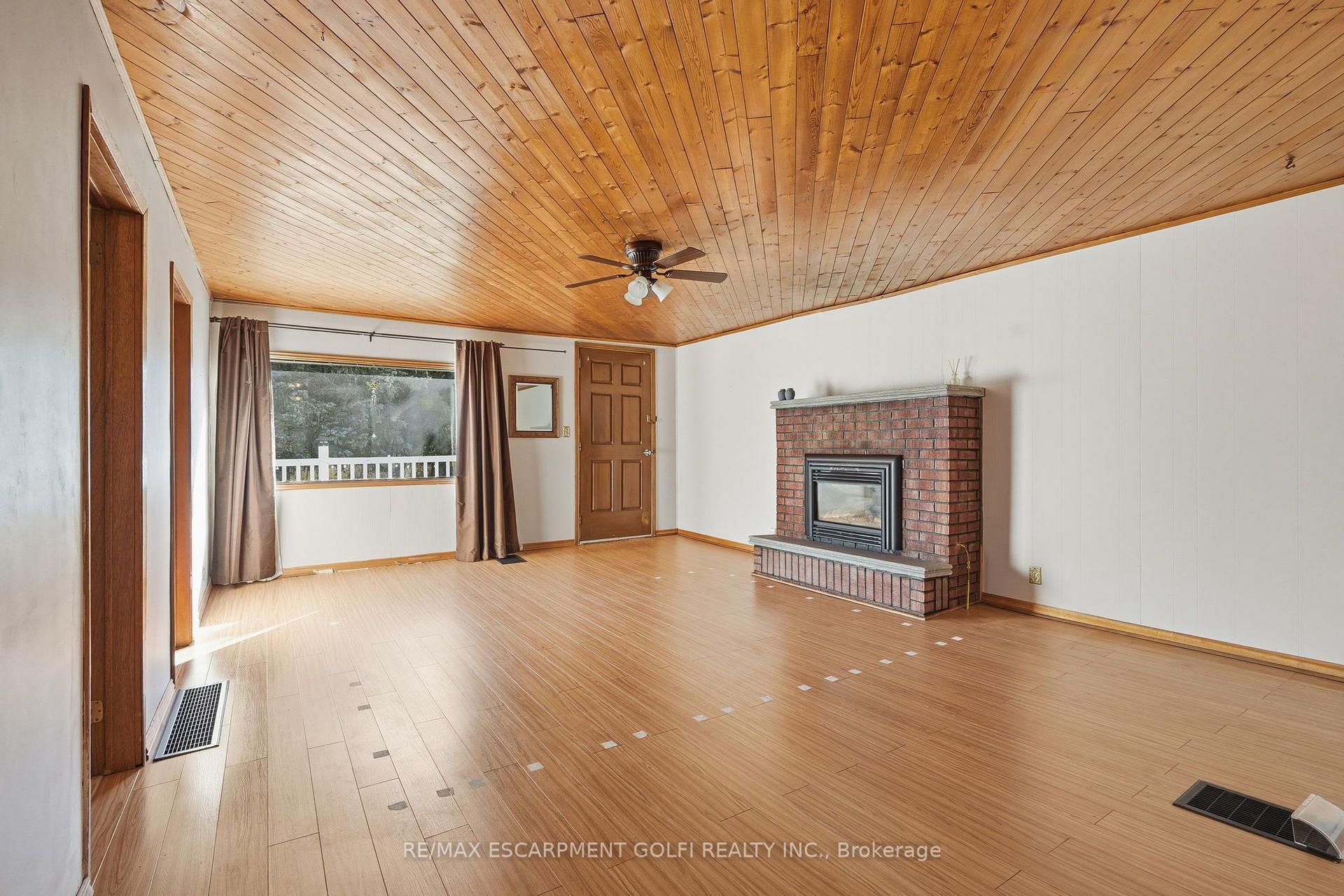 Photo 4 of 9943 Ort Road, Niagara Falls, Lyons Creek — HOMEH