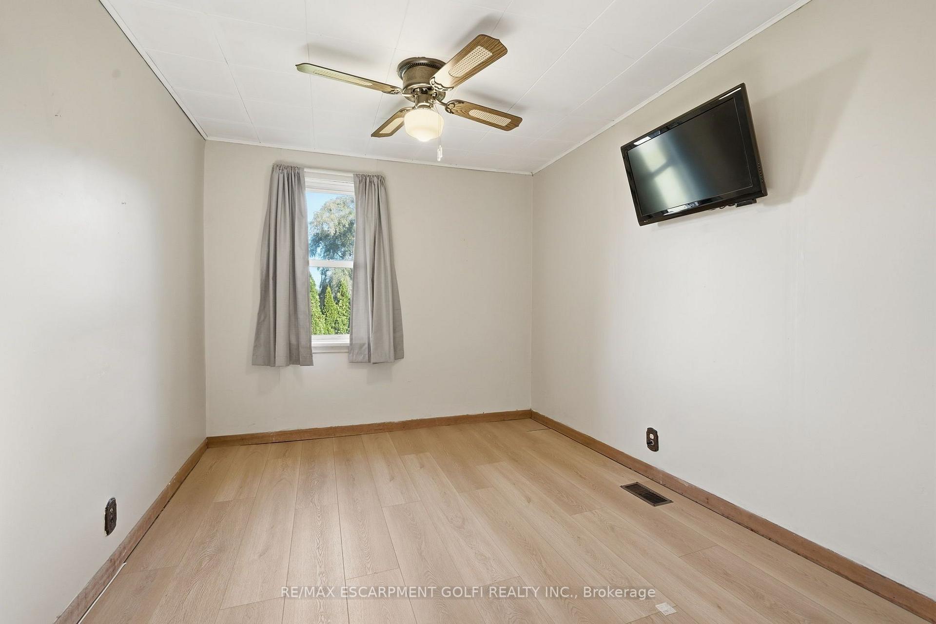 Photo 8 of 9943 Ort Road, Niagara Falls, Lyons Creek — HOMEH