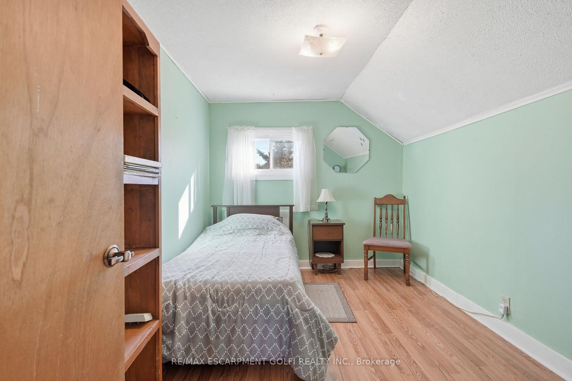 Photo 12 of 9943 Ort Road, Niagara Falls, Lyons Creek — HOMEH