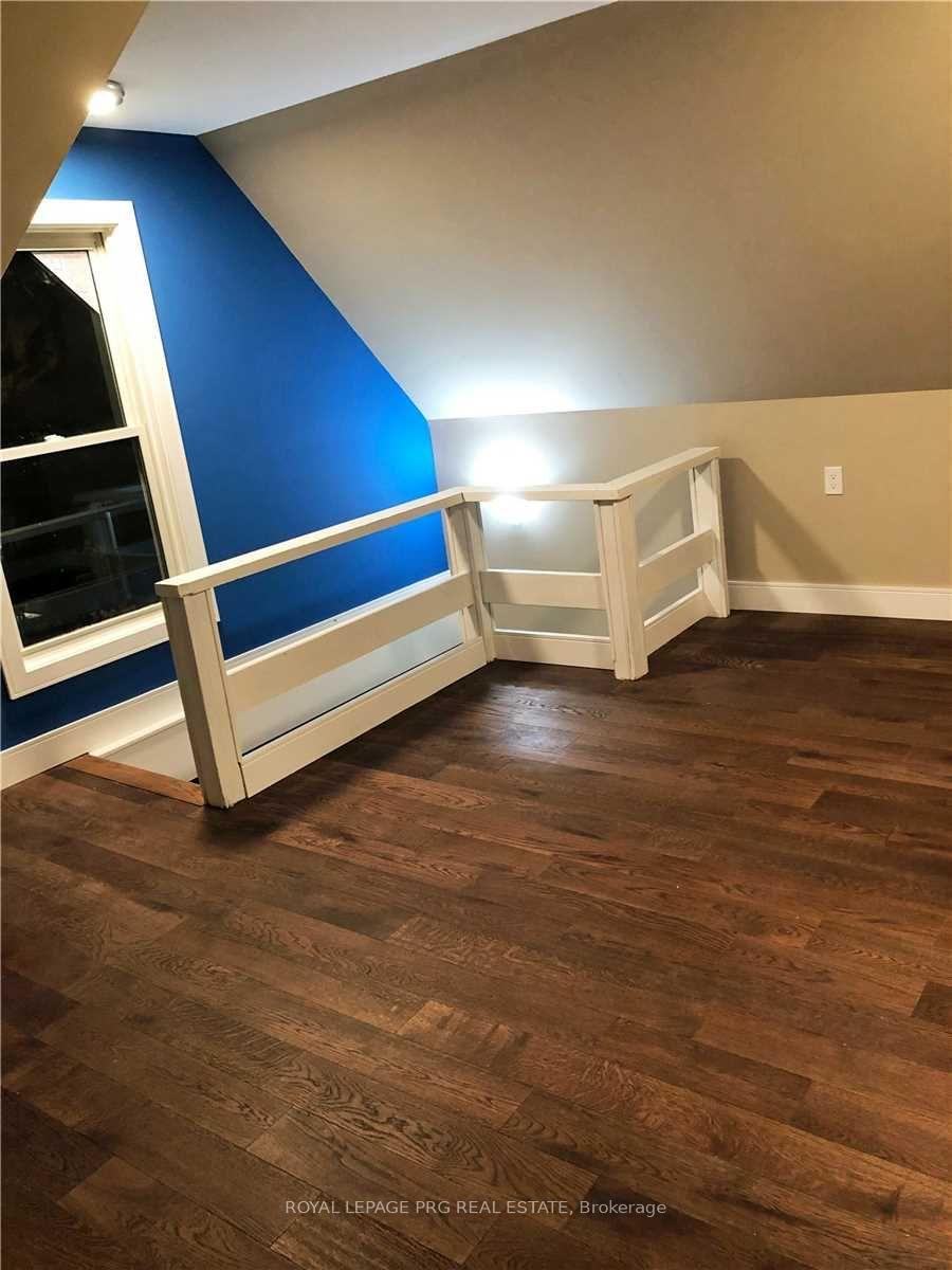 Photo 10 of 993 Hamilton Road, London, East O — HOMEH