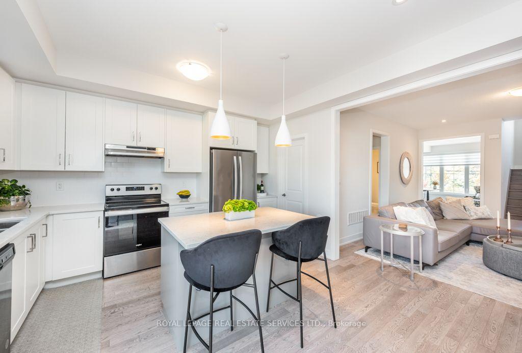 Photo 11 of 1444 Yellow Rose Circle, Oakville, Glen Abbey — HOMEH