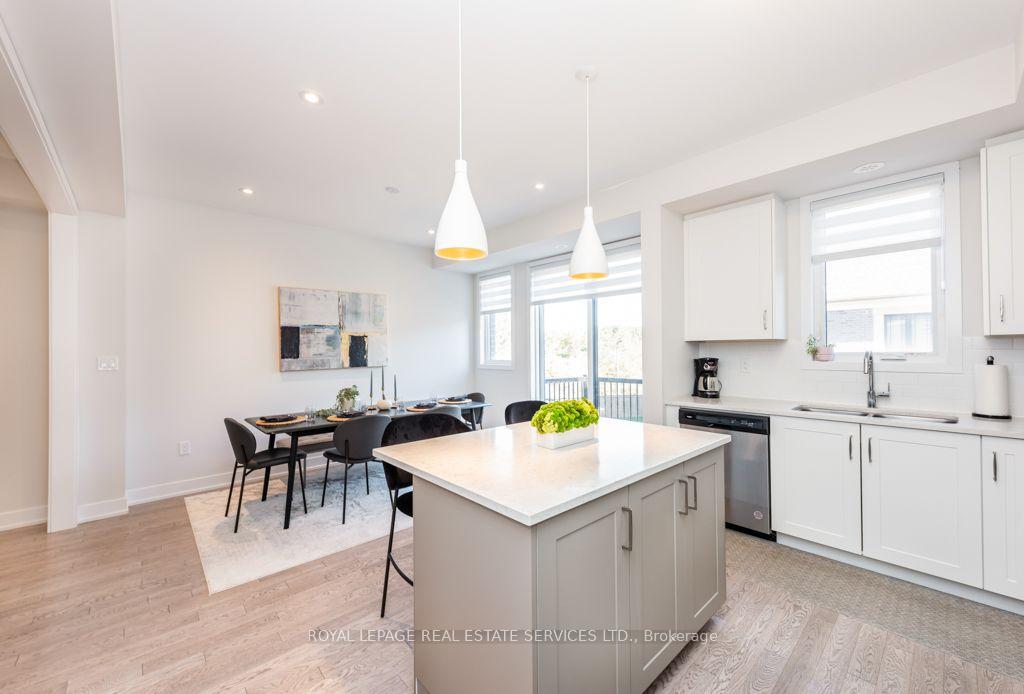 Photo 13 of 1444 Yellow Rose Circle, Oakville, Glen Abbey — HOMEH