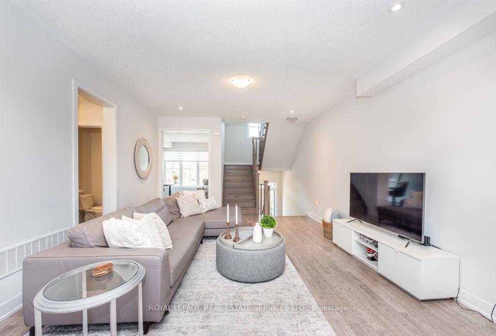 Photo 16 of 1444 Yellow Rose Circle, Oakville, Glen Abbey — HOMEH