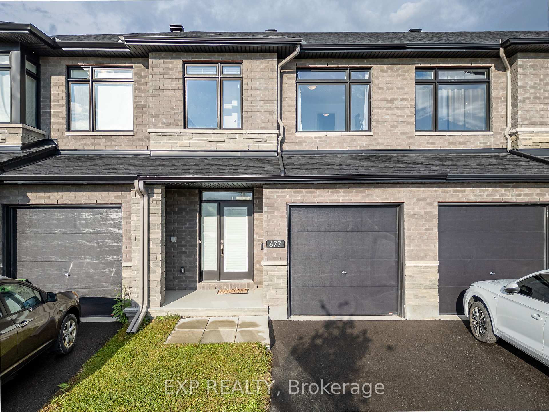 Photo of 677 Cordelette Circle