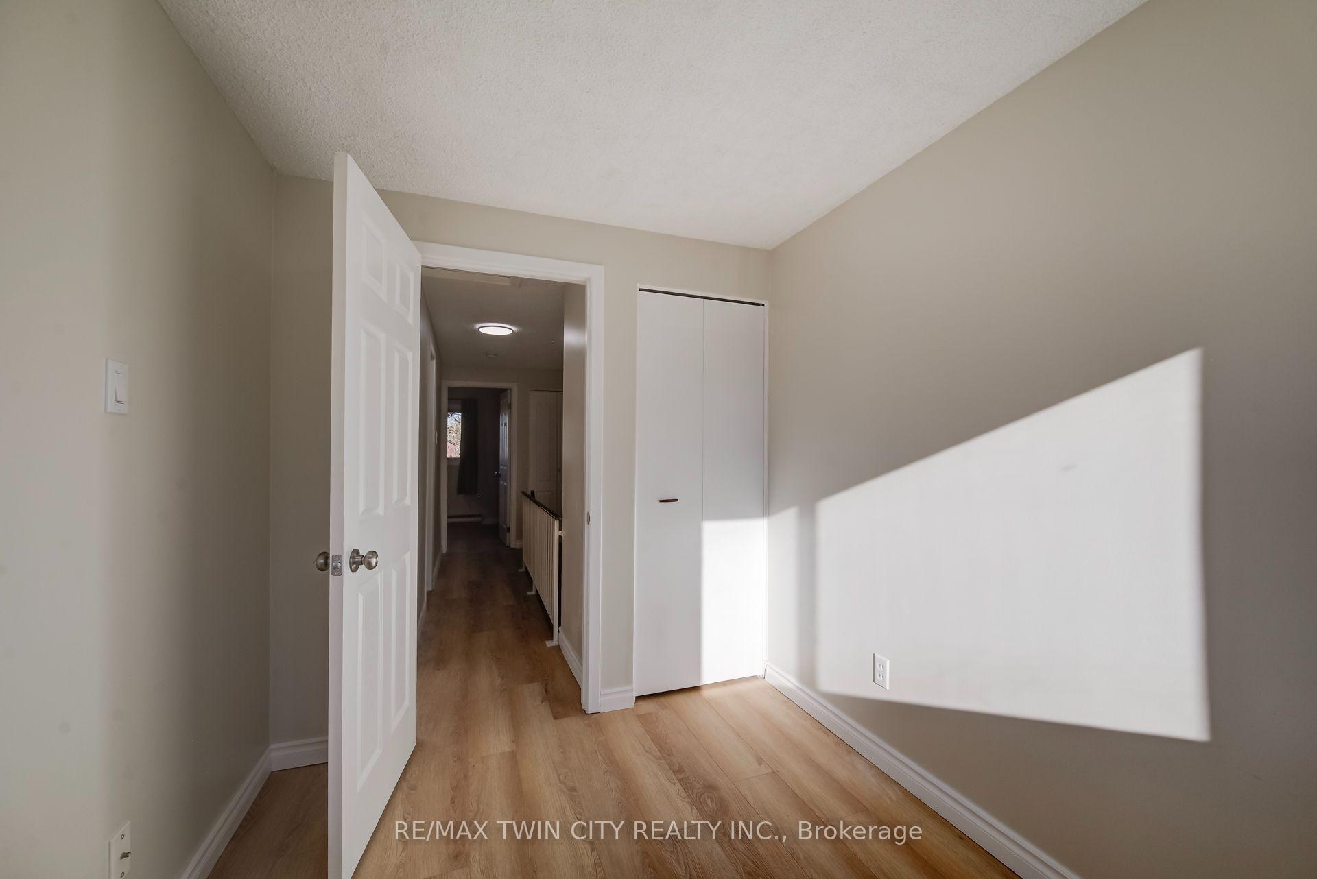 Photo 34 of Unit 25, 121 Morgan Avenue, Kitchener, Chicopee/Freeport — HOMEH