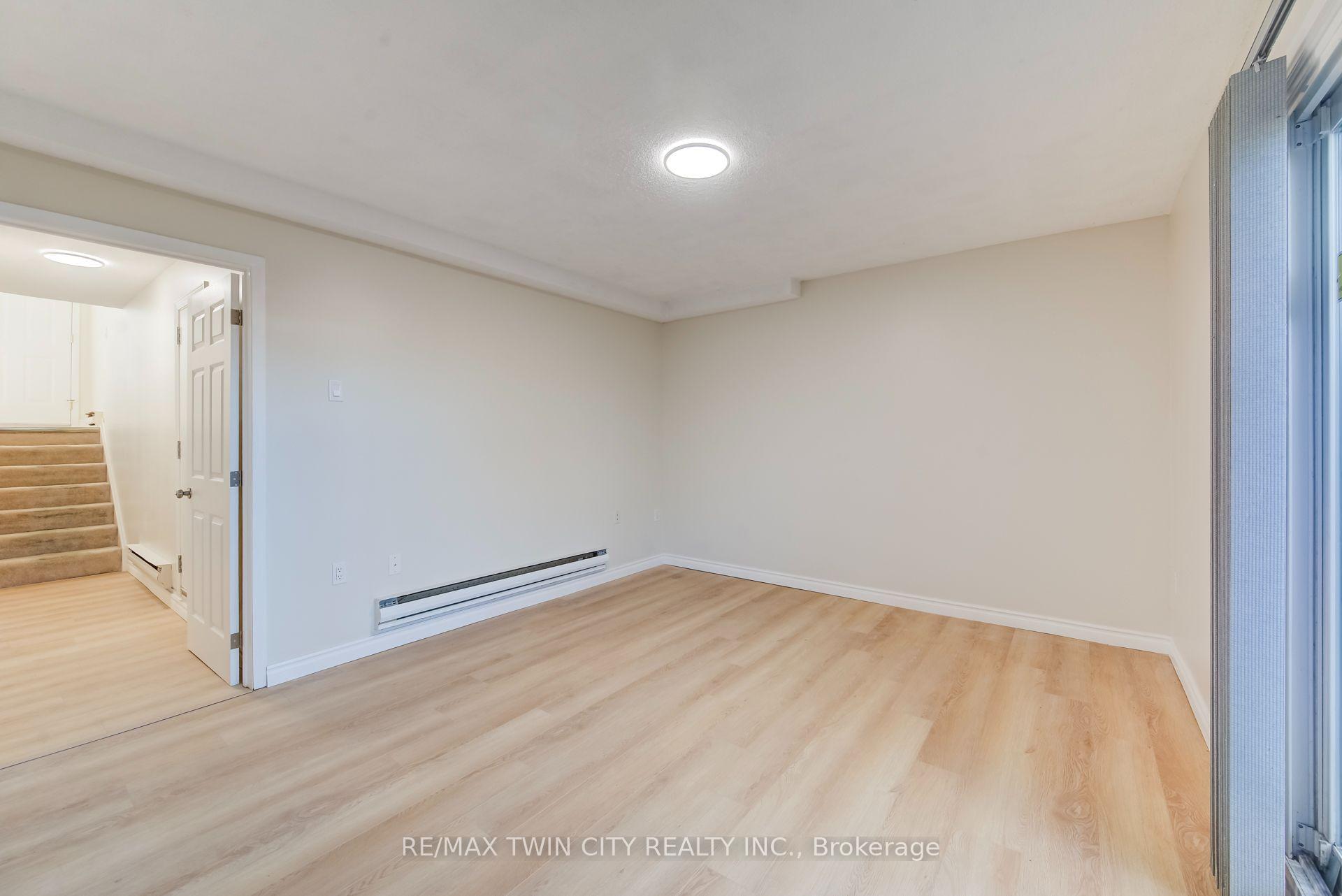 Photo 40 of Unit 25, 121 Morgan Avenue, Kitchener, Chicopee/Freeport — HOMEH