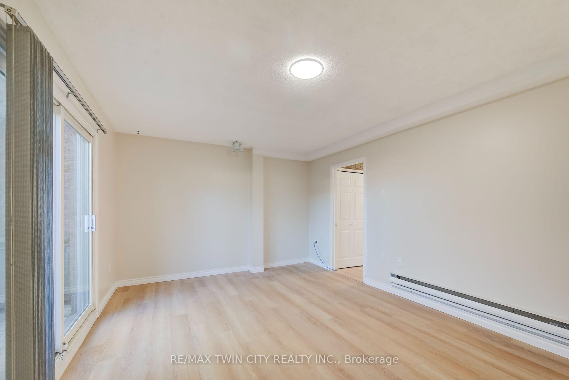 Photo 41 of Unit 25, 121 Morgan Avenue, Kitchener, Chicopee/Freeport — HOMEH
