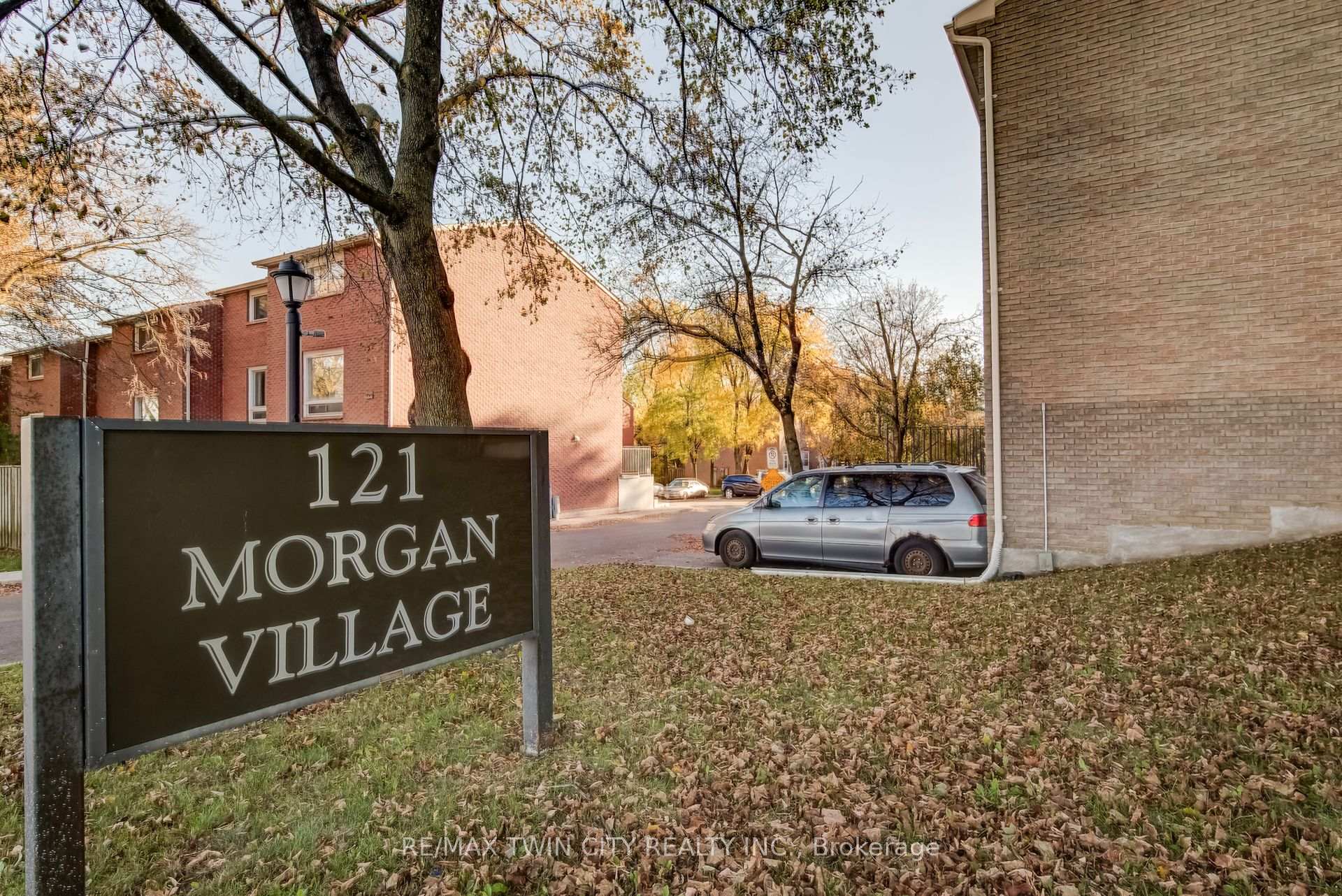 Photo 46 of Unit 25, 121 Morgan Avenue, Kitchener, Chicopee/Freeport — HOMEH