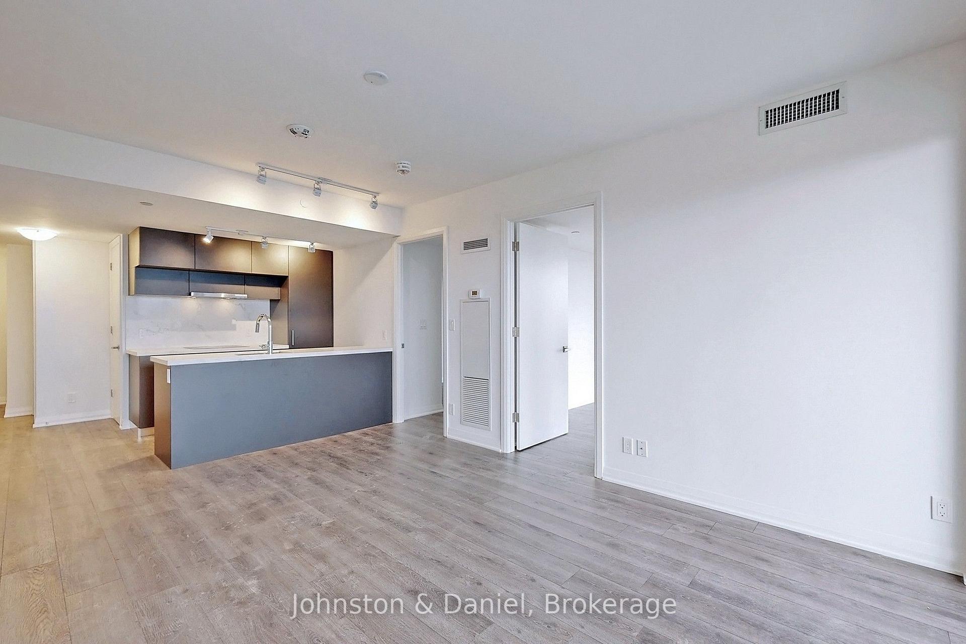 Photo 6 of Unit 1404, 99 Foxbar Road, Toronto, Yonge-St. Clair — HOMEH