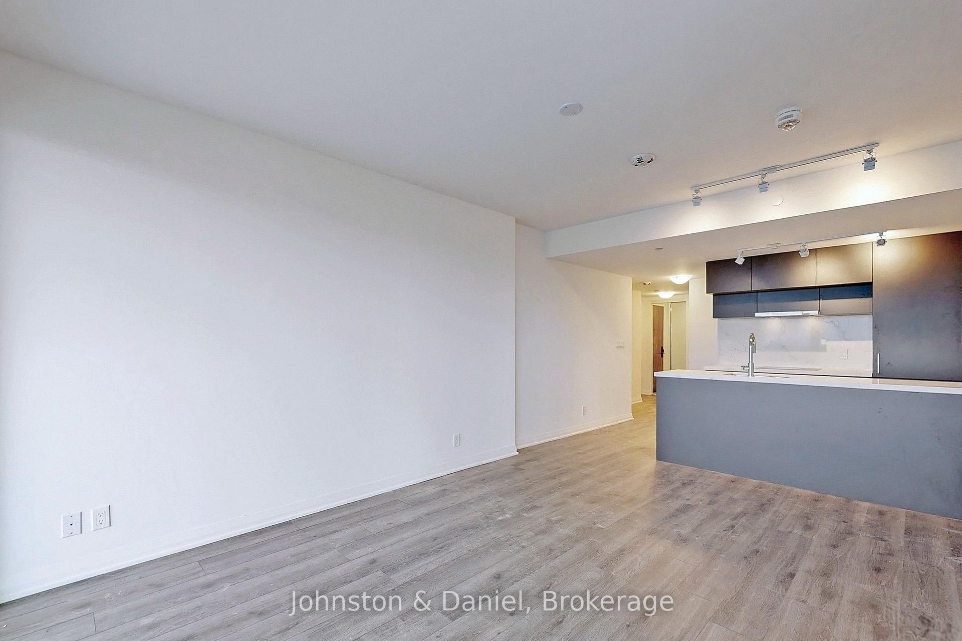 Photo 8 of Unit 1404, 99 Foxbar Road, Toronto, Yonge-St. Clair — HOMEH