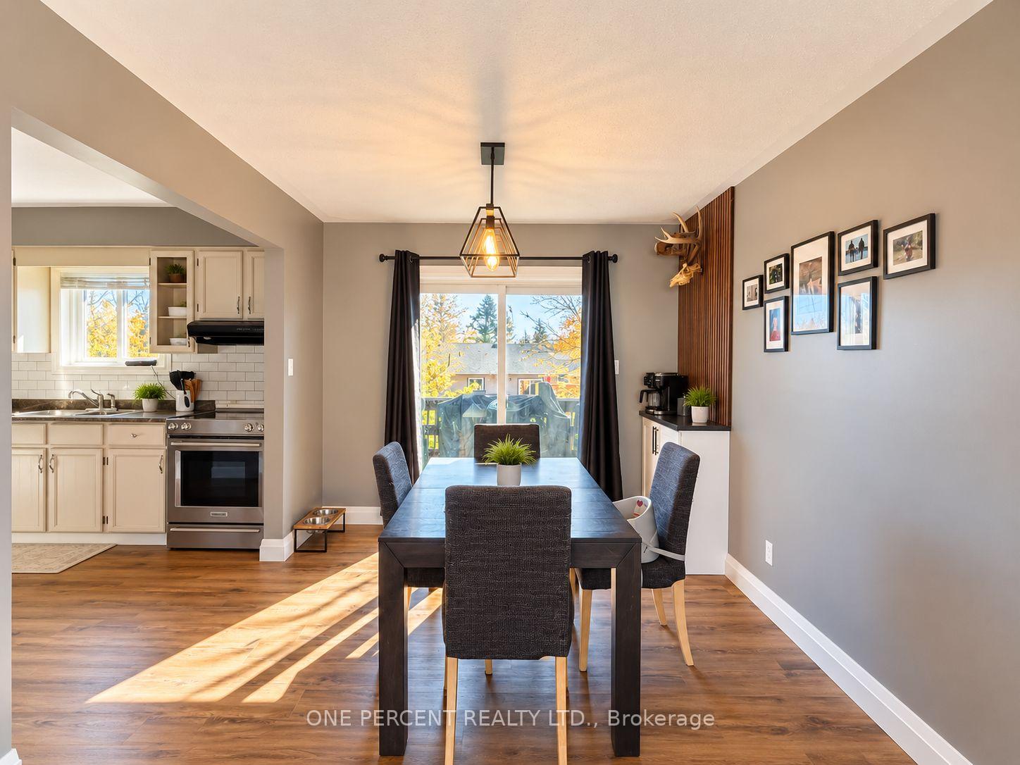 Photo 11 of 68 Cindy Lee Crescent, Orillia — HOMEH