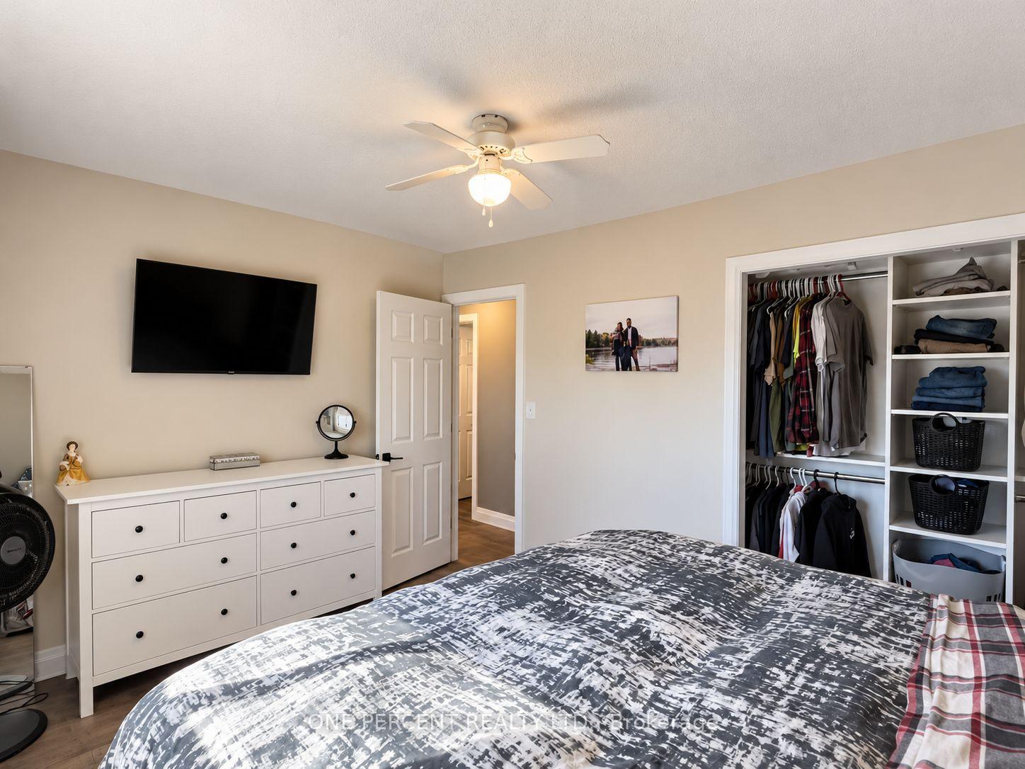 Photo 19 of 68 Cindy Lee Crescent, Orillia — HOMEH
