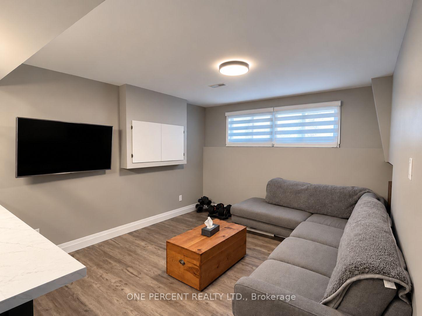 Photo 28 of 68 Cindy Lee Crescent, Orillia — HOMEH