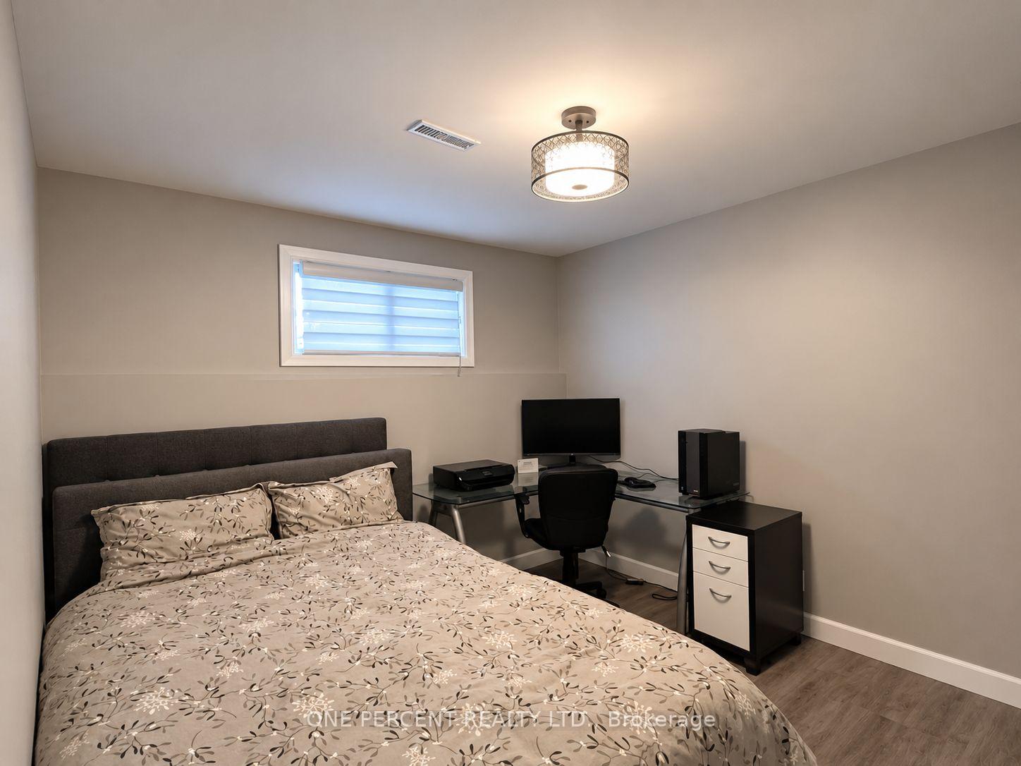 Photo 33 of 68 Cindy Lee Crescent, Orillia — HOMEH
