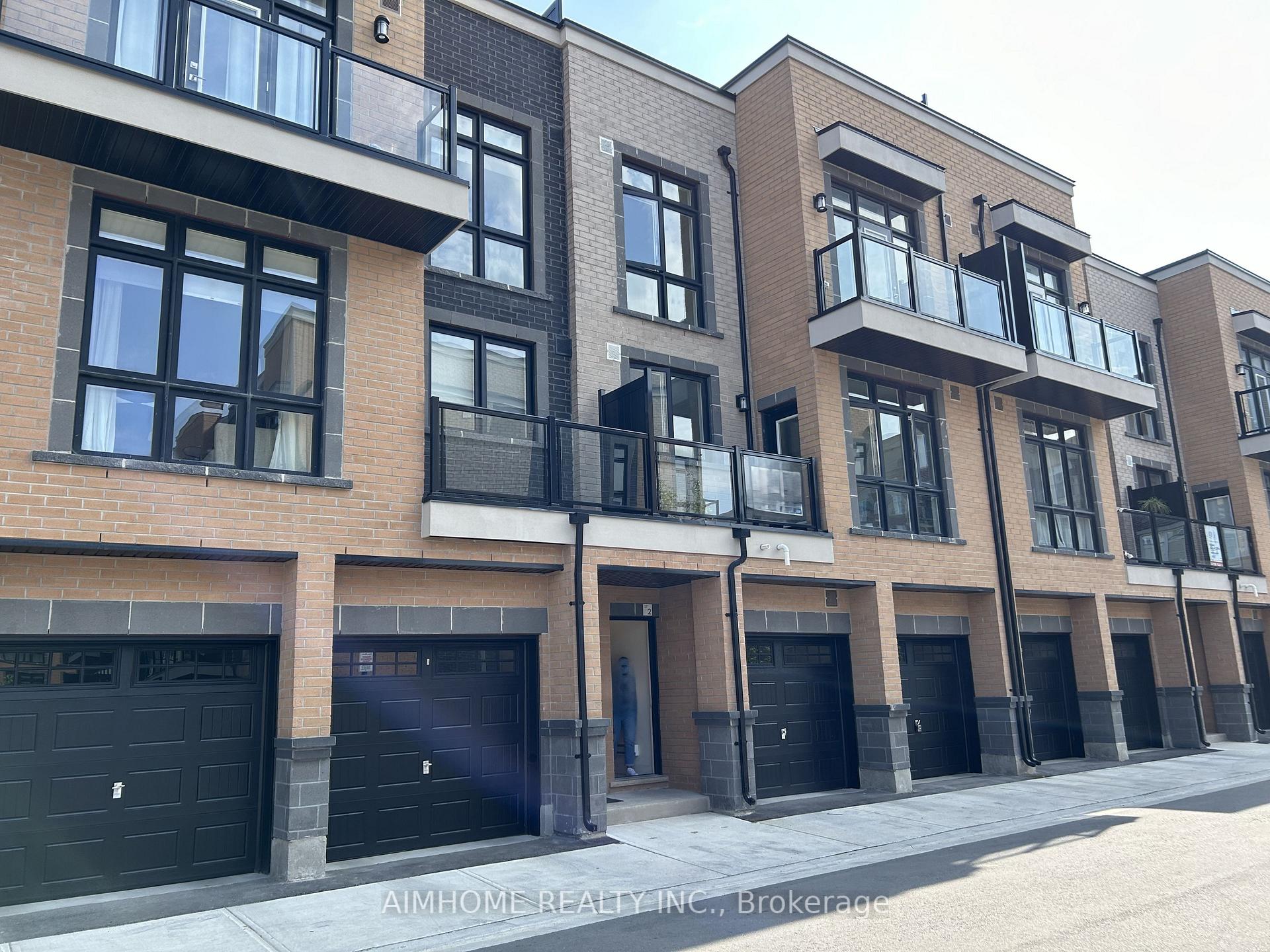 Photo 1 of Unit 2, 7 Phelps Lane, Richmond Hill, Oak Ridges — HOMEH