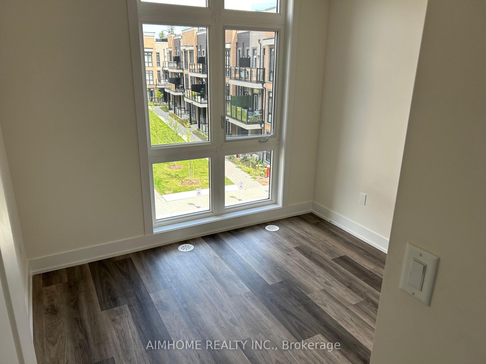 Photo 17 of Unit 2, 7 Phelps Lane, Richmond Hill, Oak Ridges — HOMEH
