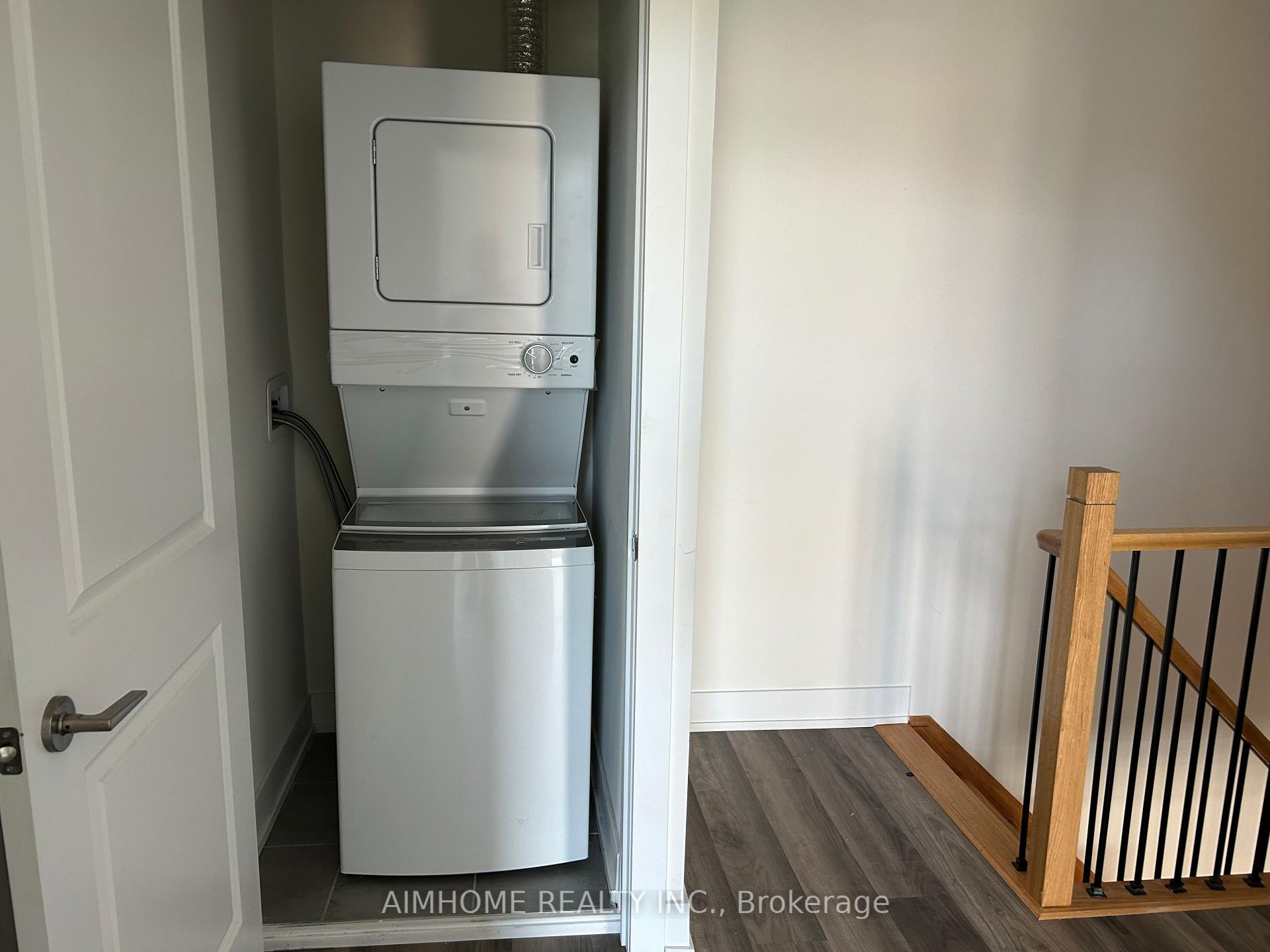 Photo 20 of Unit 2, 7 Phelps Lane, Richmond Hill, Oak Ridges — HOMEH