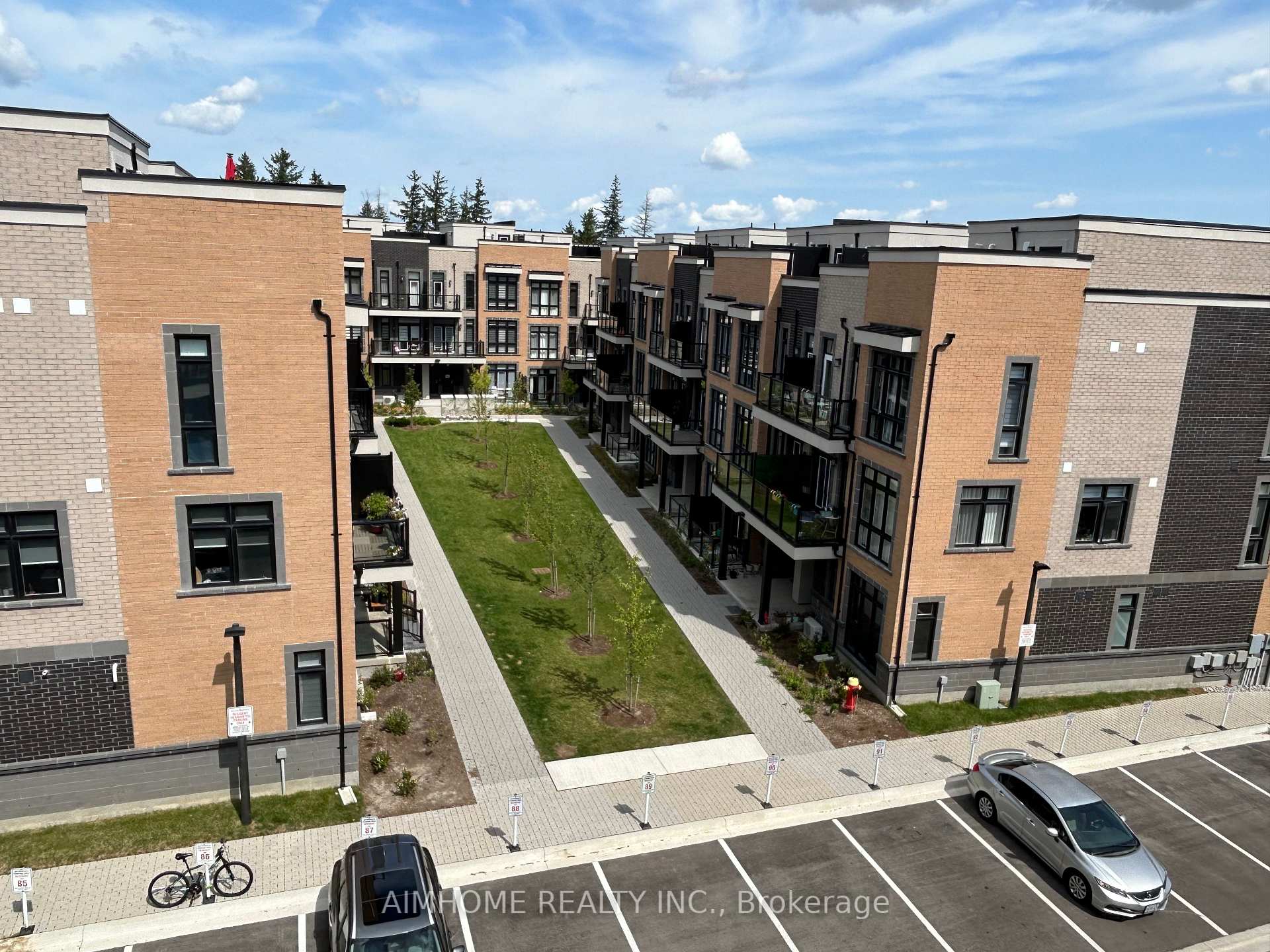Photo 26 of Unit 2, 7 Phelps Lane, Richmond Hill, Oak Ridges — HOMEH