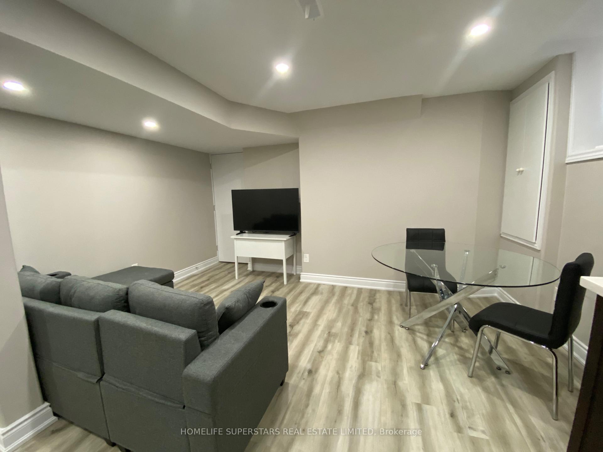 Photo 11 of Unit Basement, 22 Natronia Trail, Brampton, Bram East — HOMEH