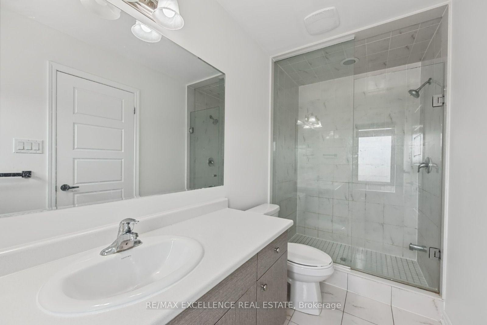 Photo 15 of 470 Remembrance Road, Brampton, Northwest Brampton — HOMEH