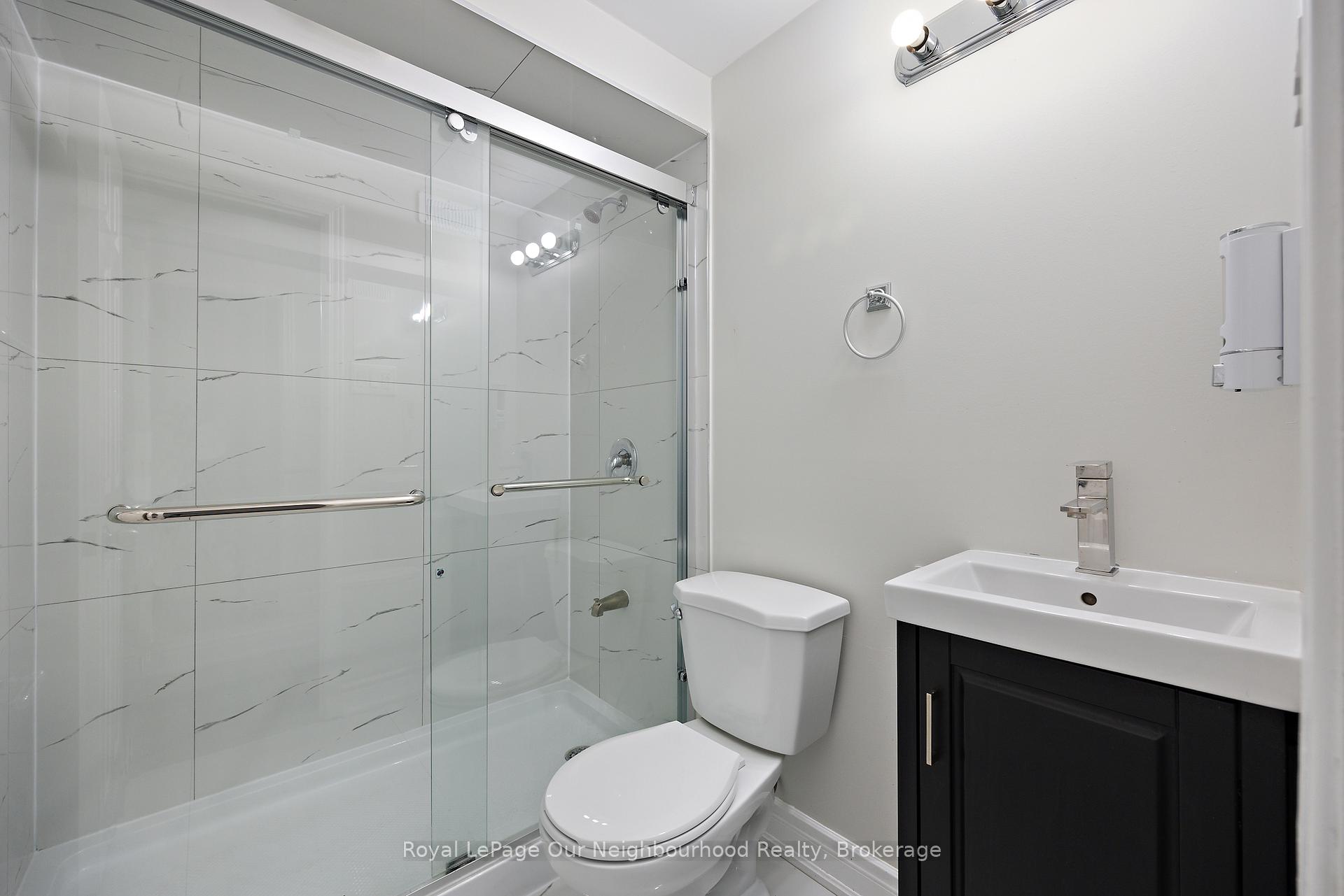 Photo 12 of Unit Bsmt, 206 Sunny Meadow Boulevard, Brampton, Sandringham-Wellington — HOMEH