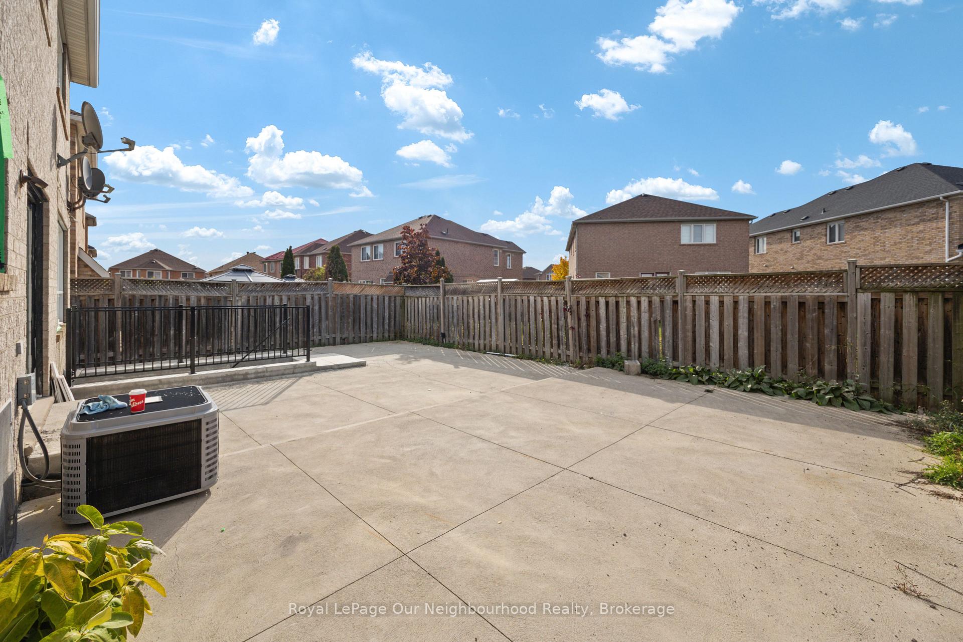 Photo 22 of Unit Bsmt, 206 Sunny Meadow Boulevard, Brampton, Sandringham-Wellington — HOMEH