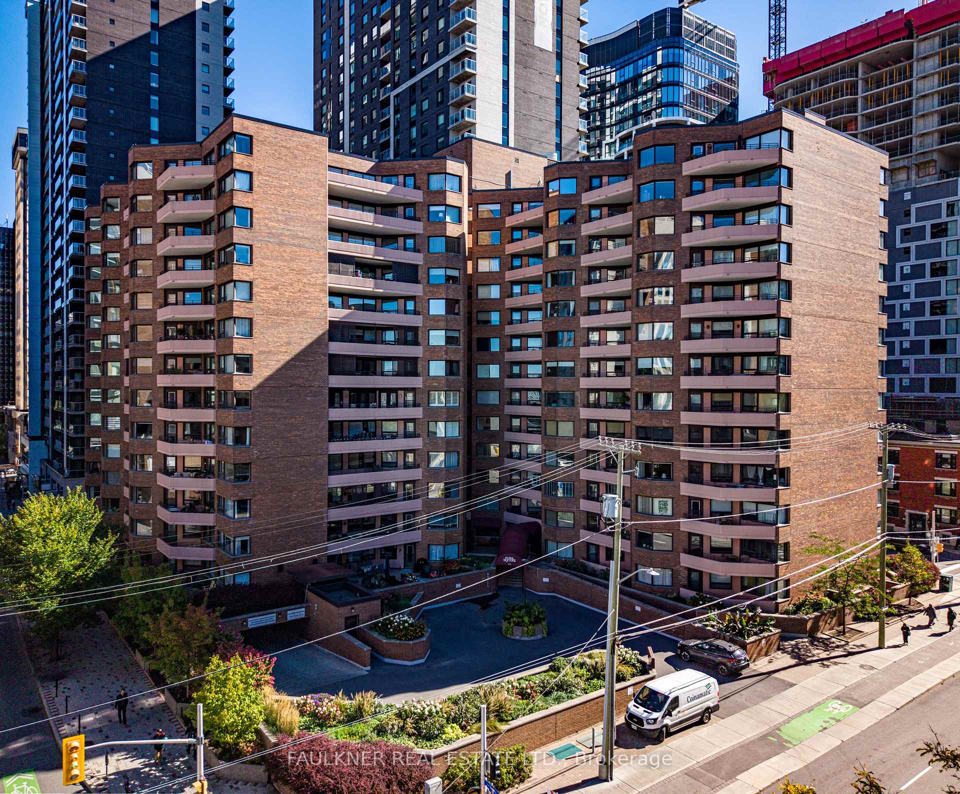 Photo 2 of Unit 109, 151 Bay Street, Ottawa, Ottawa Centre — HOMEH